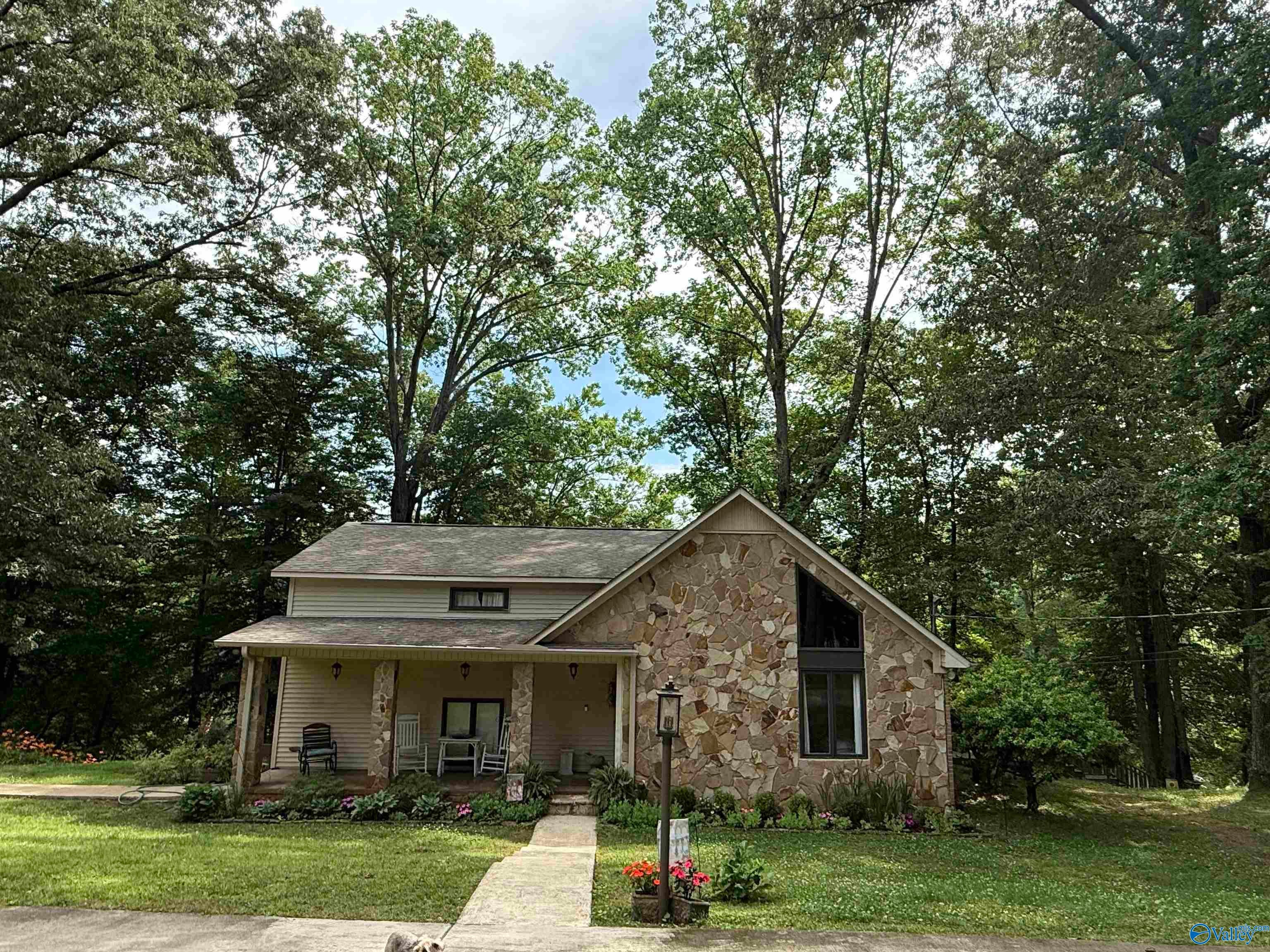 251 Poplar Springs Drive — photo