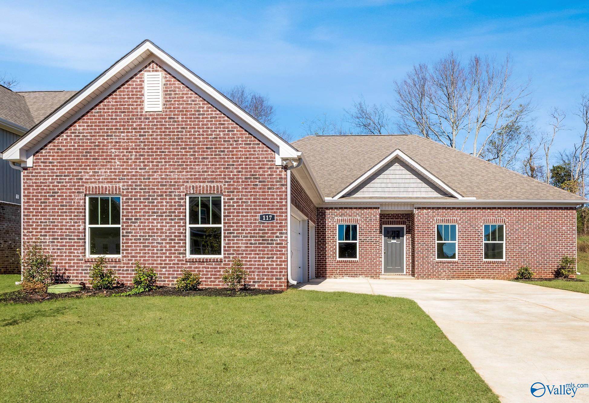 129 Fairways Pass — photo