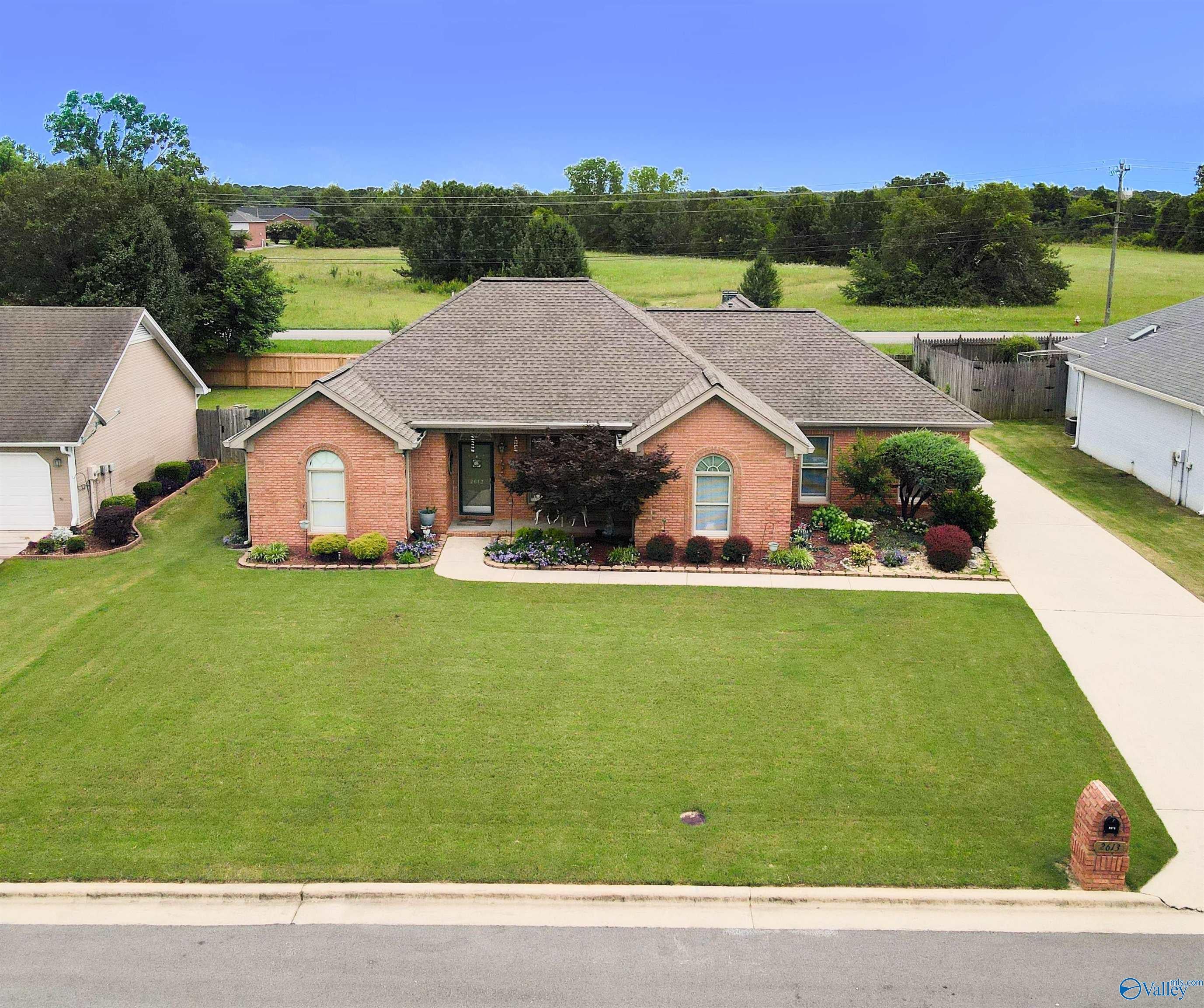 2613 Little John Street SW — photo