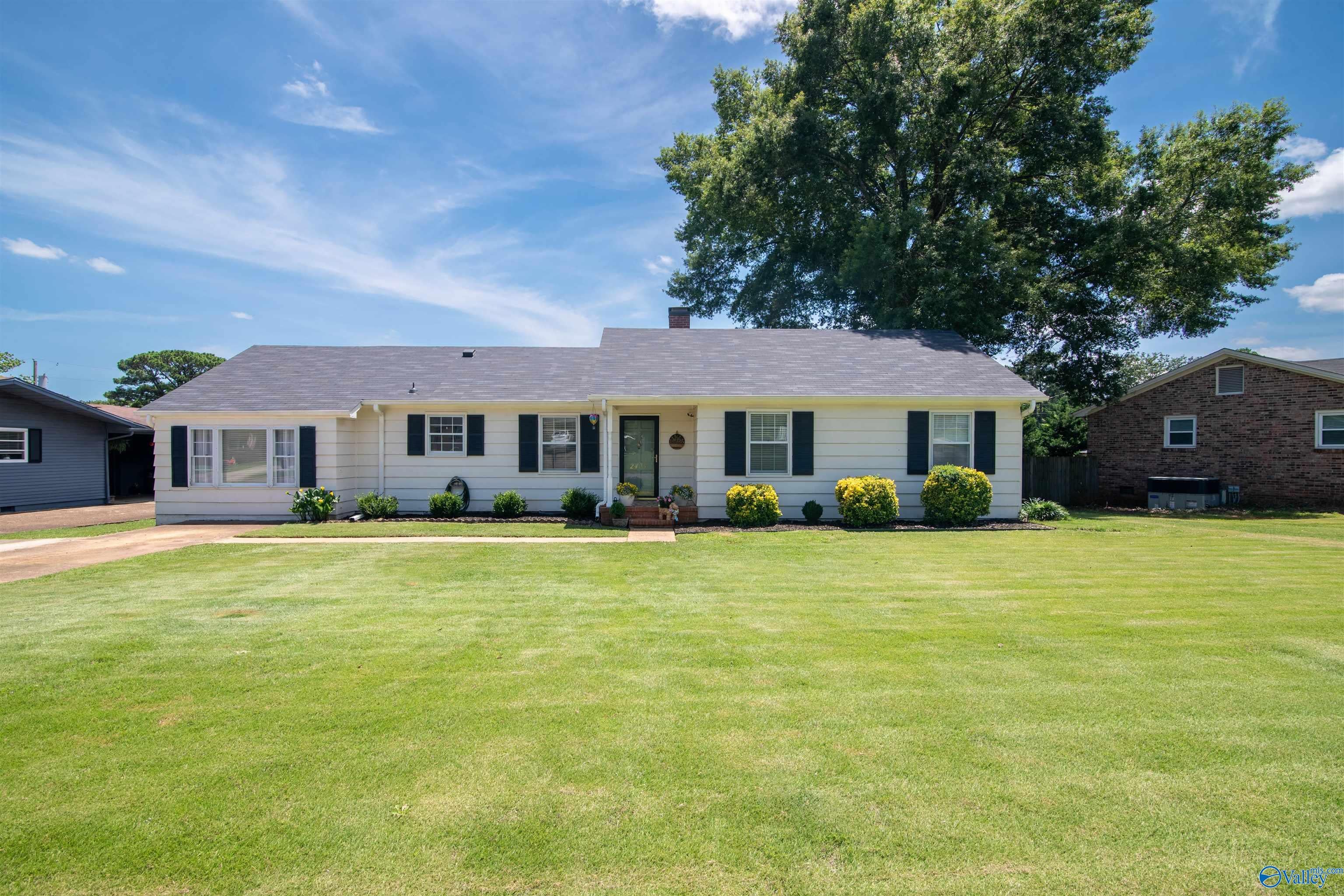 2403 SE Murphree Road — photo