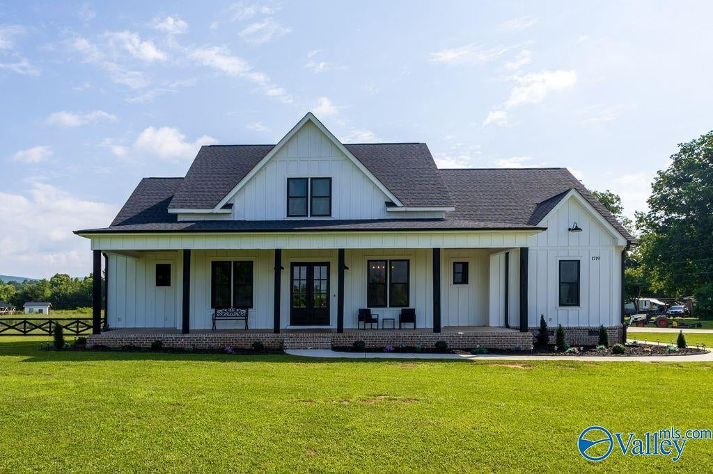 1719 Gurley Pike — photo