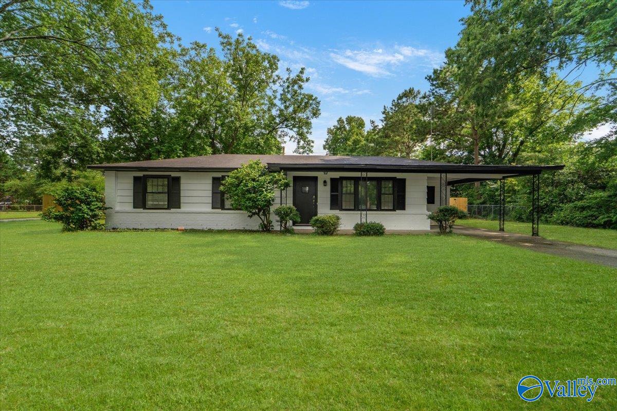701 Eleanor Drive SW, Decatur, AL 35601 — photo 2