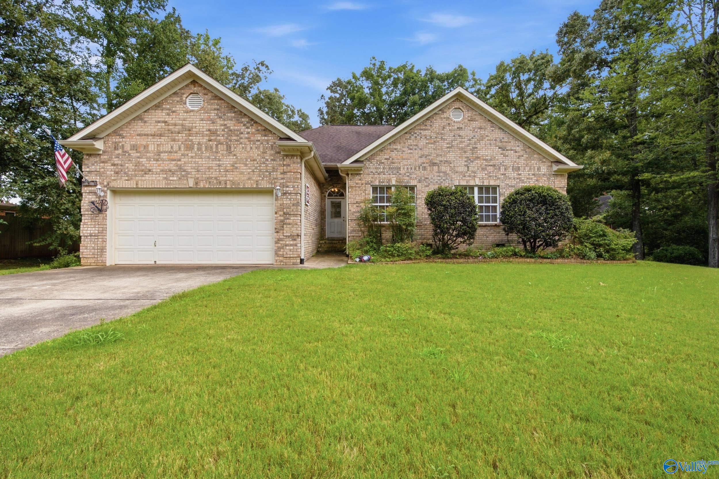 106 Whitfield Drive — photo