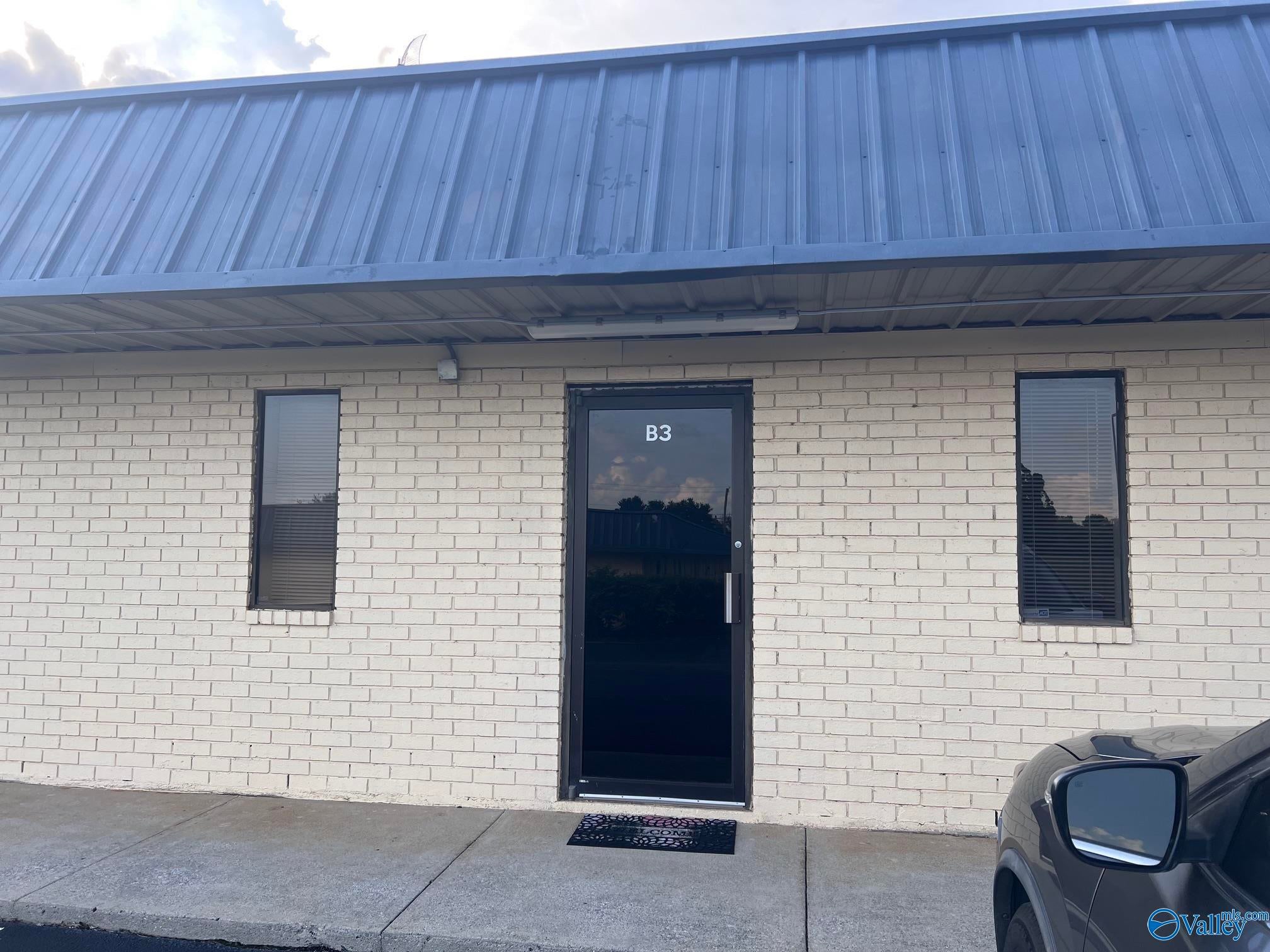 9694 Madison Blvd — photo