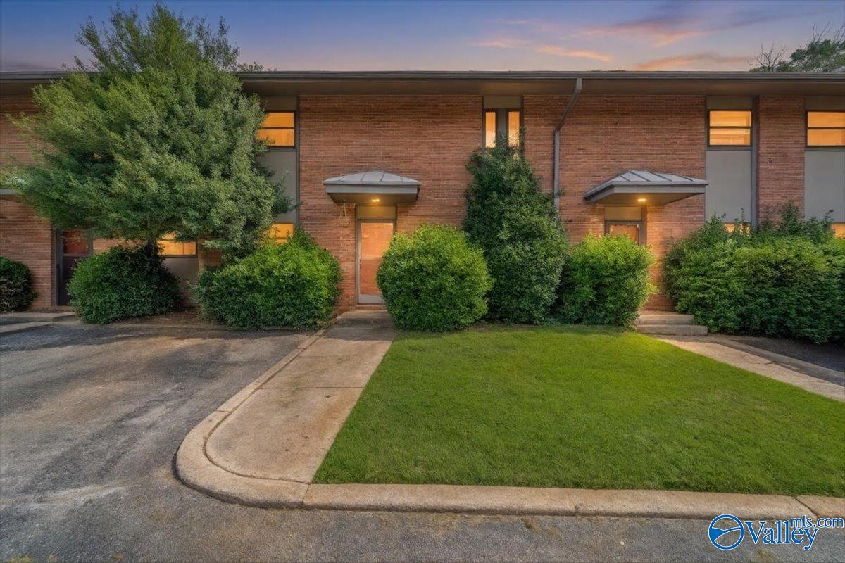 2307 SW Colony Drive 2307 — photo