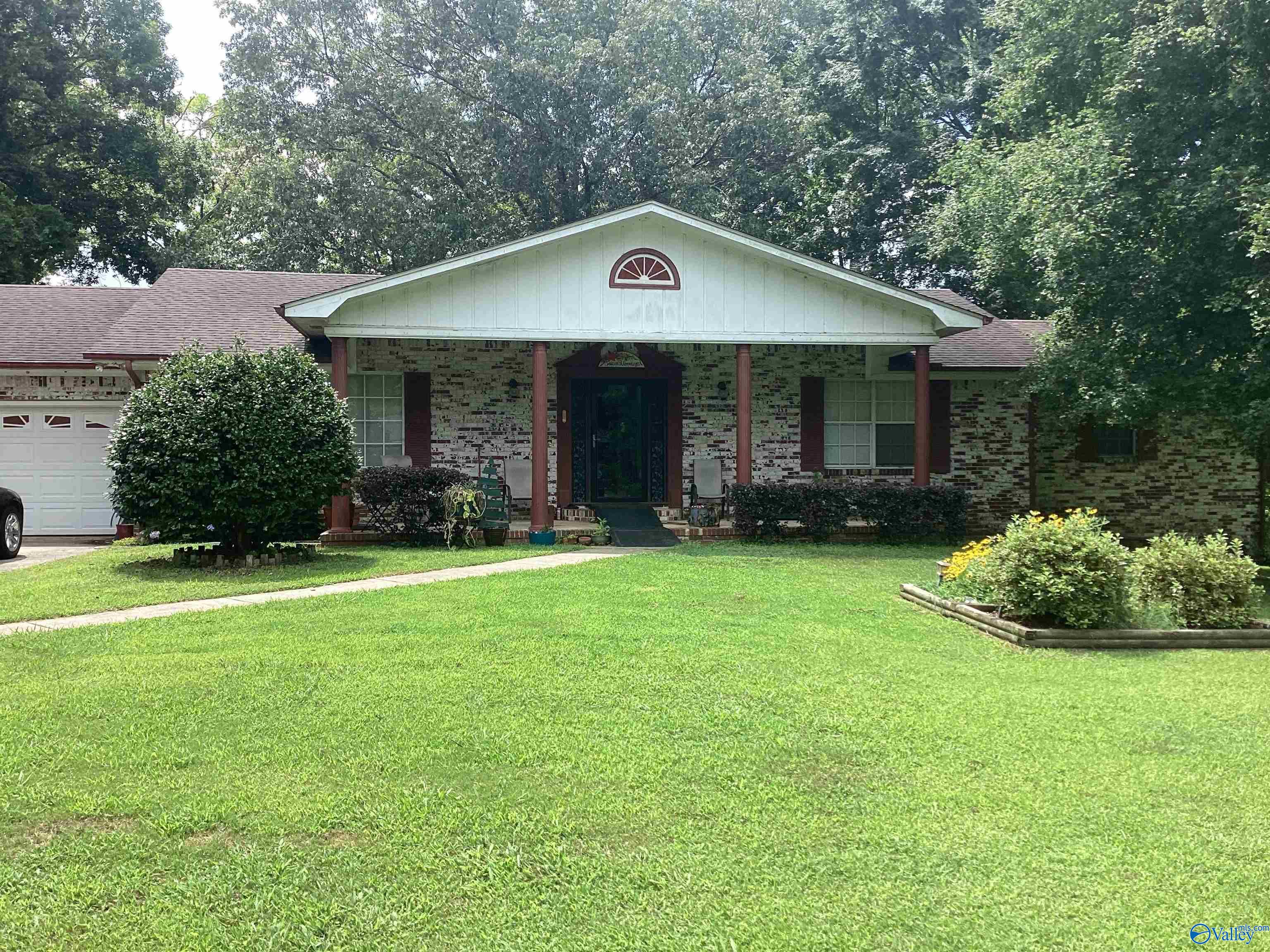 884 Riverside Drive, Gadsden, AL 35901 — photo 2