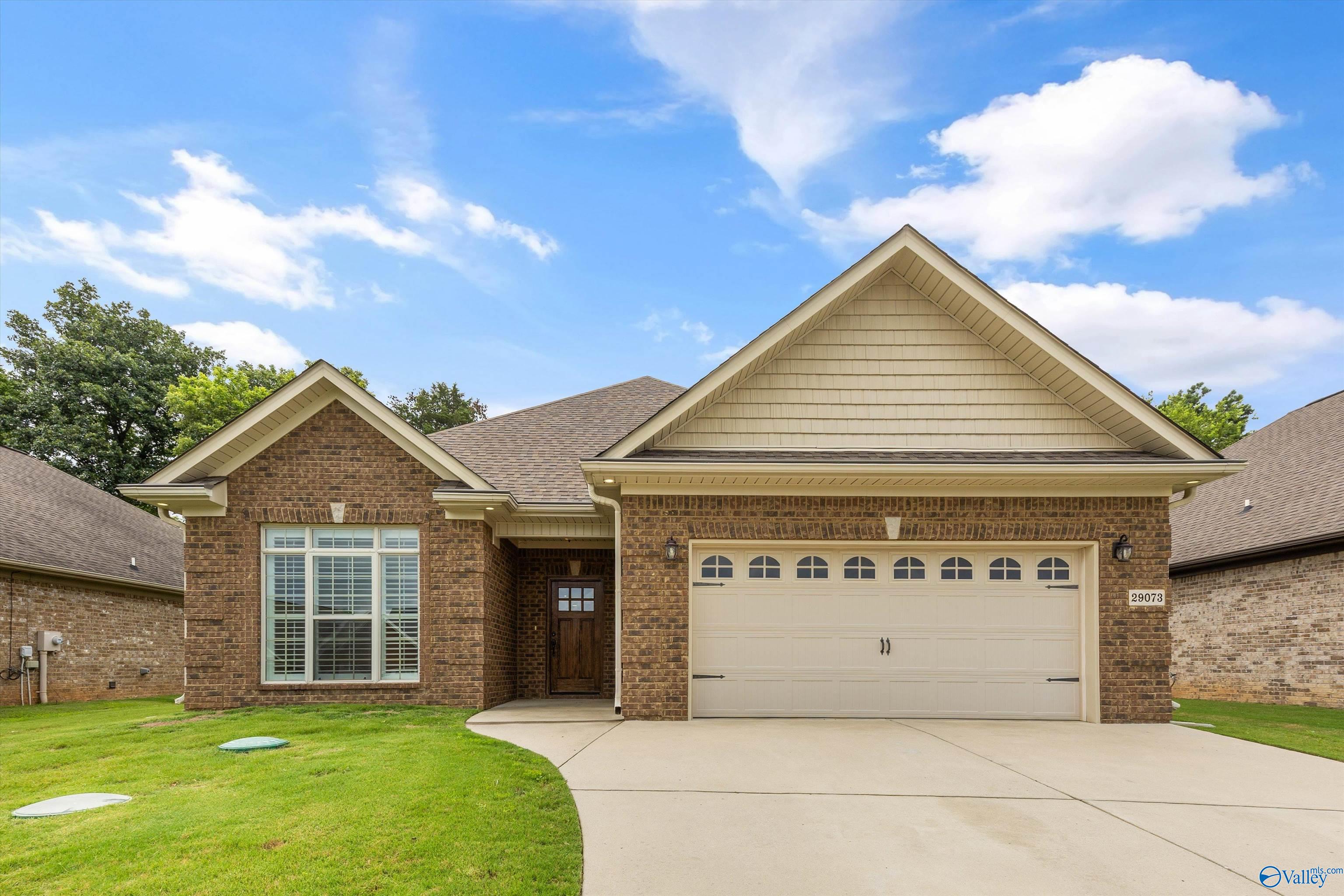 29073 Stonehenge Drive — photo
