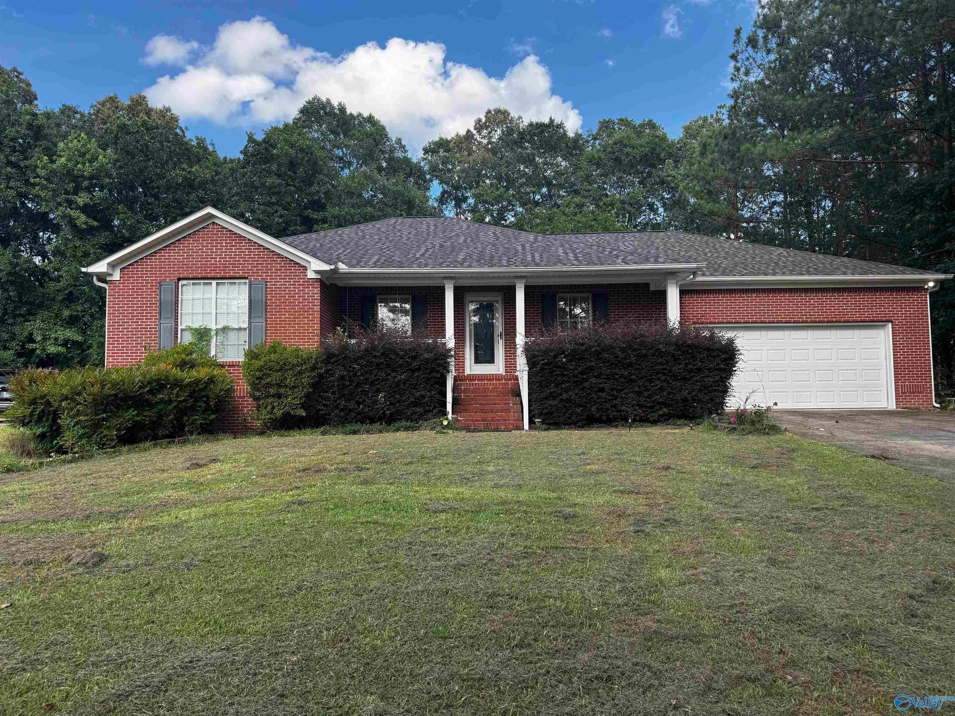 3197 Hawthorne Circle — photo