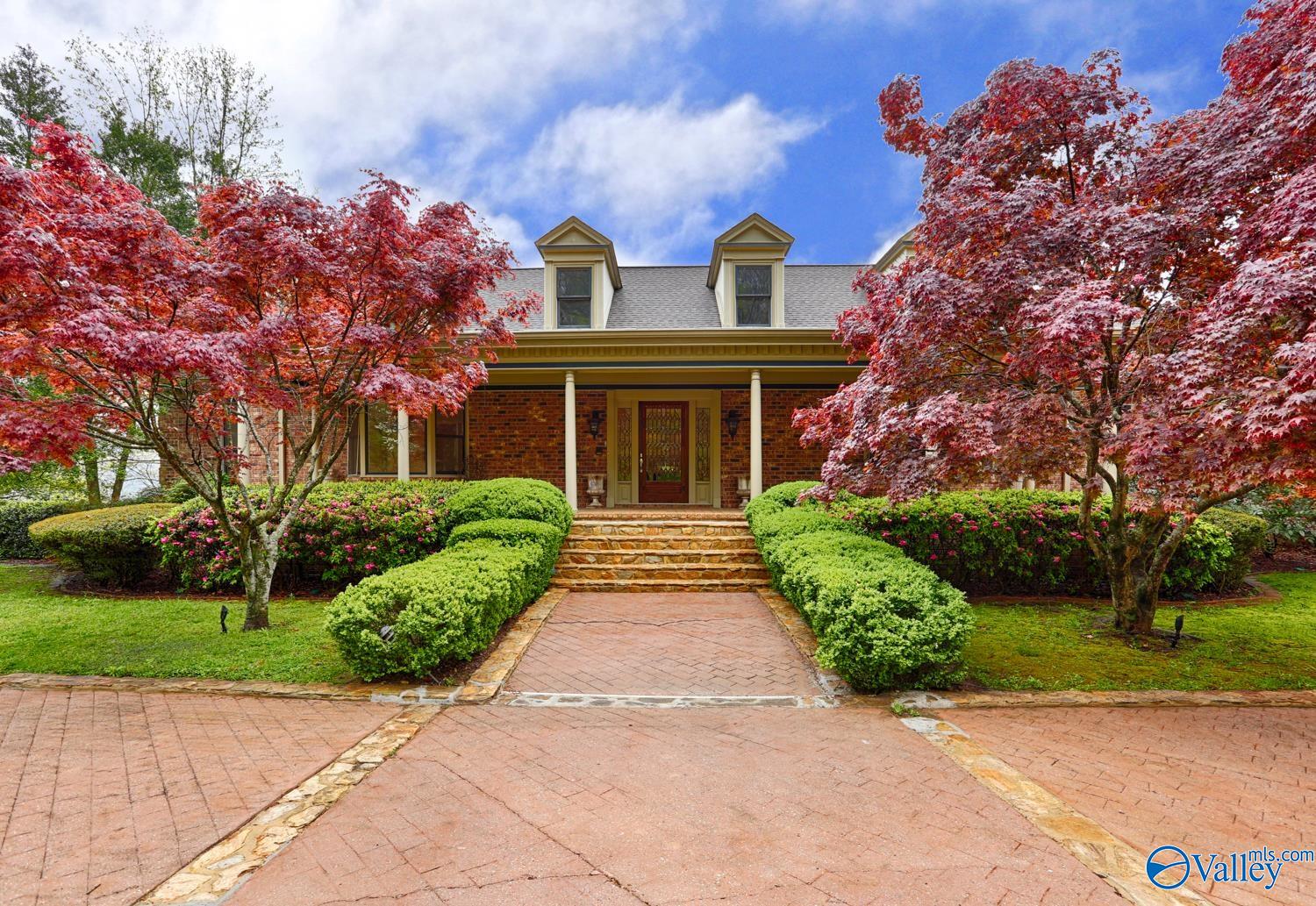 300 Berry Hollow Road — photo