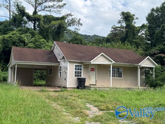 1615 Sanders Avenue NE — photo