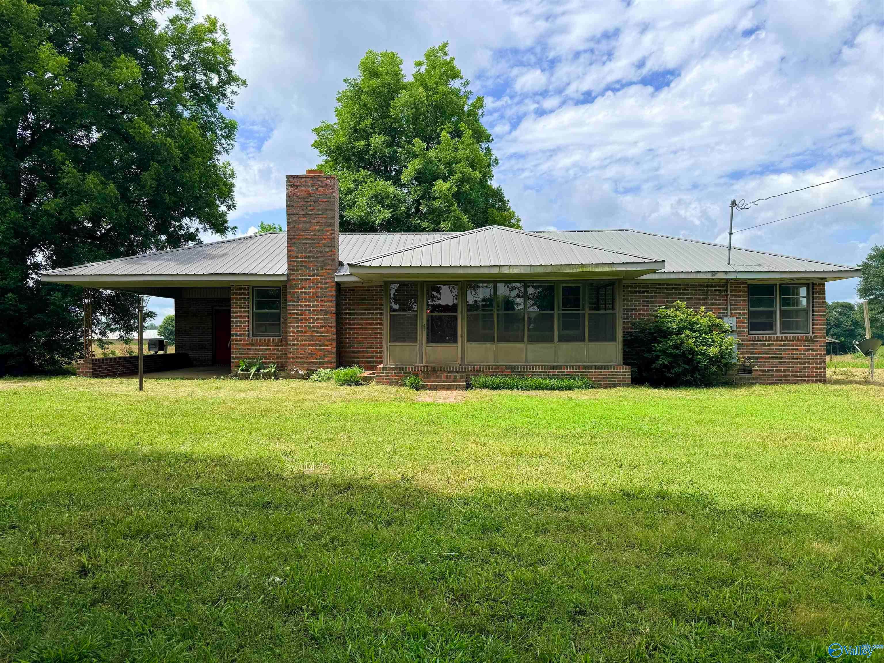2580 County Highway 14 — photo