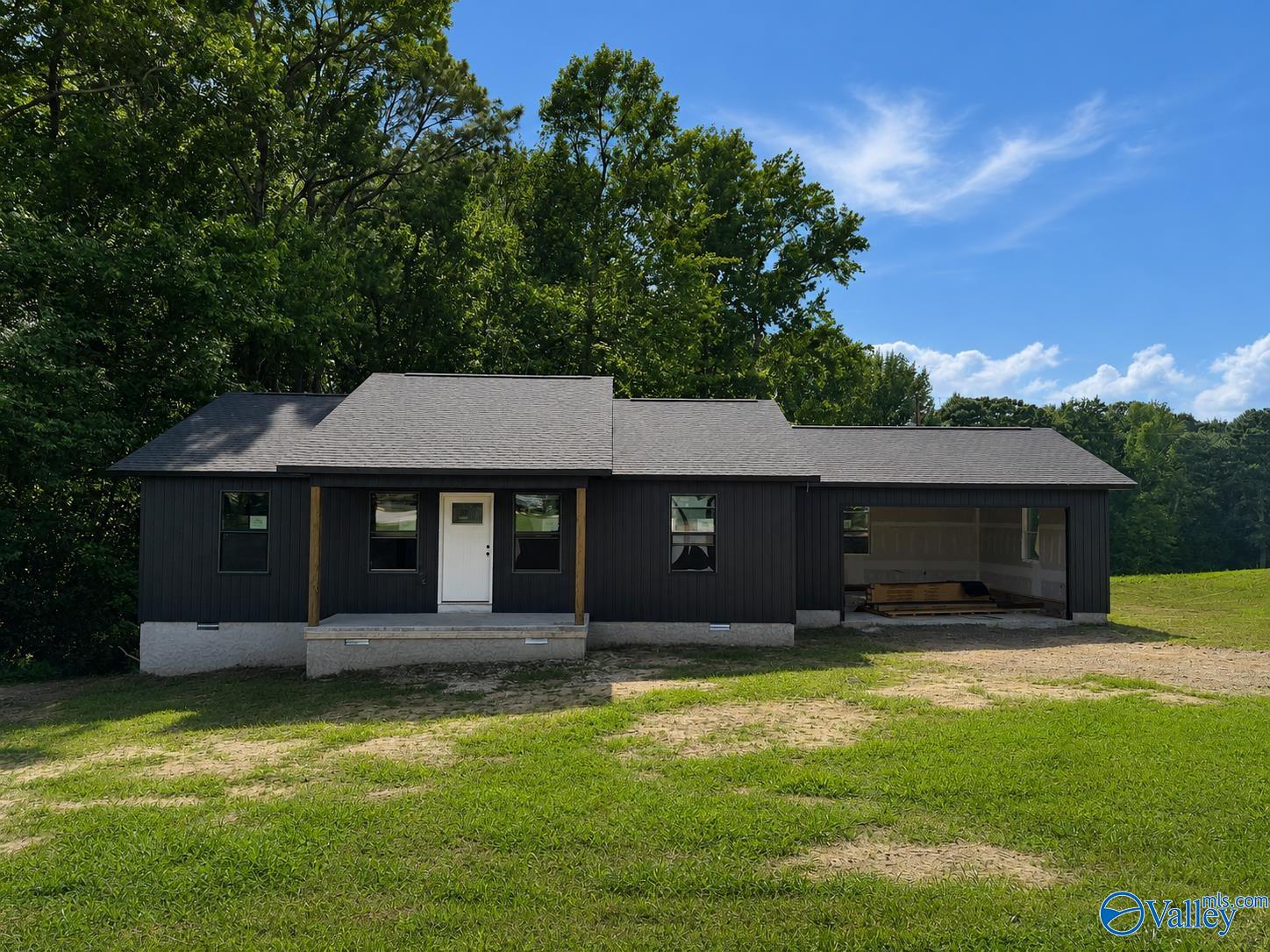 342 Peach Tree Lane — photo