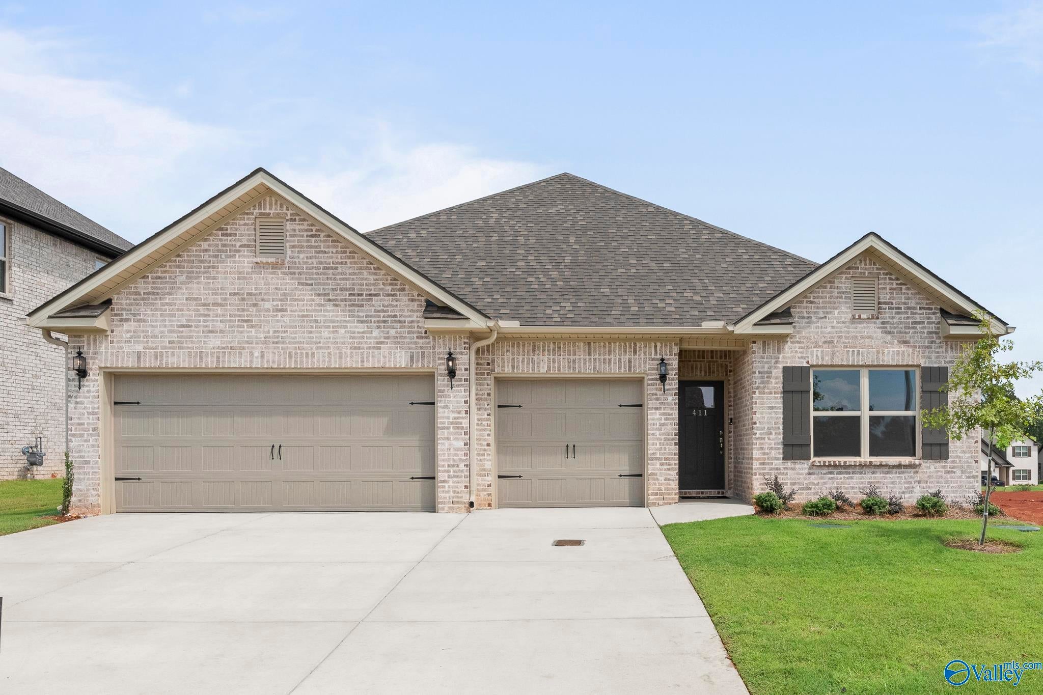 403 Ledgeway Drive — photo