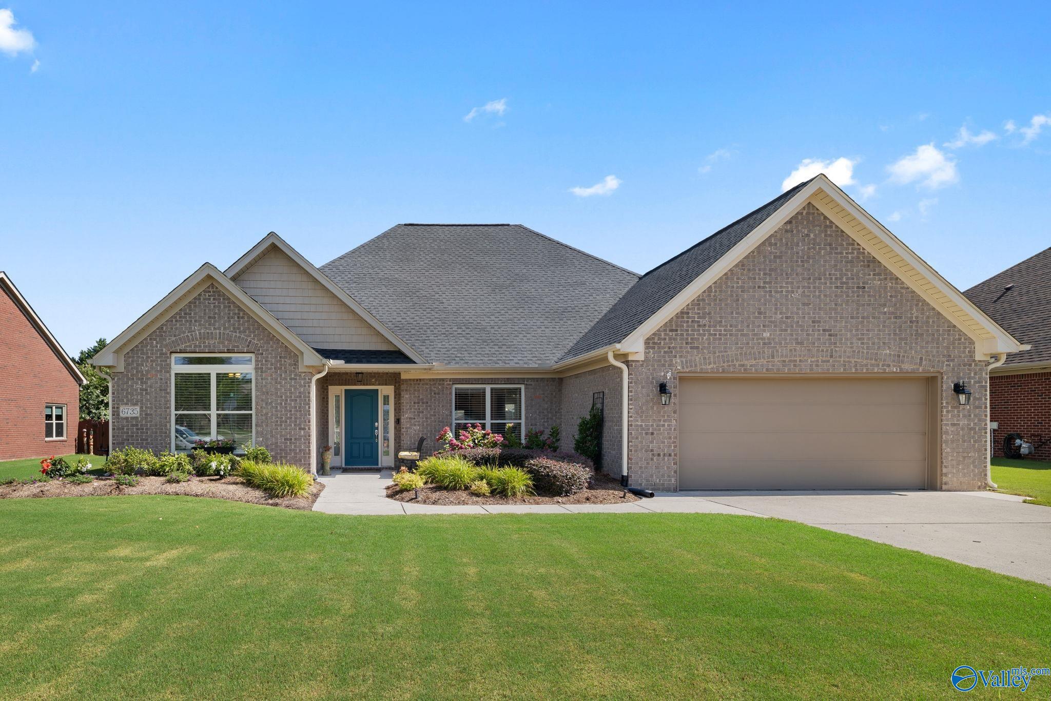 6735 Mceachern Lane SE — photo