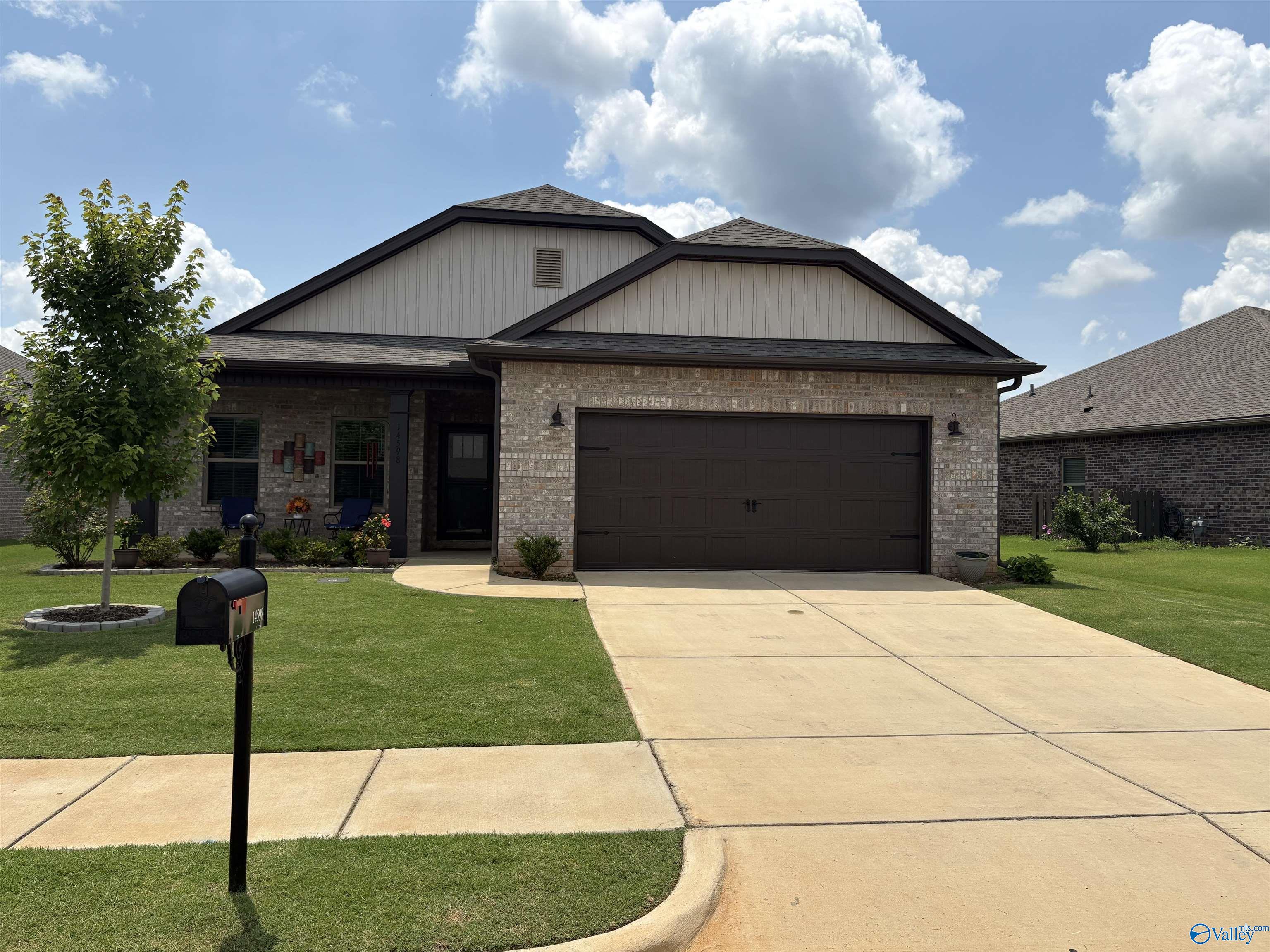 14598 Willow Rose Lane — photo