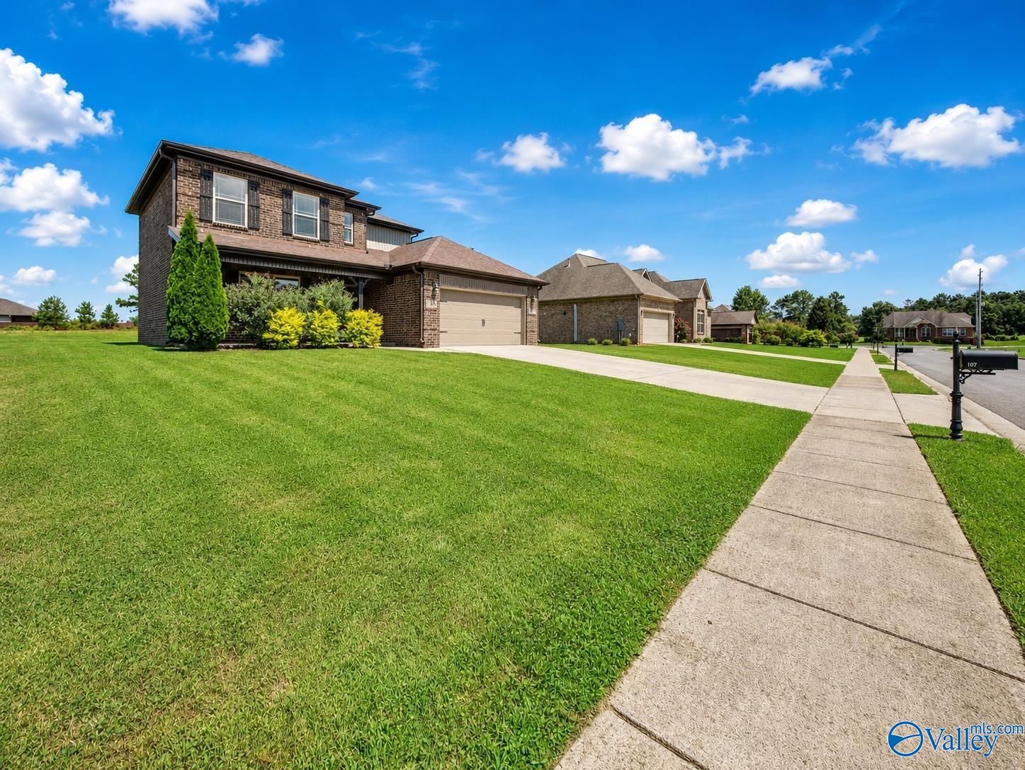 107 Angela Ridge Way — photo