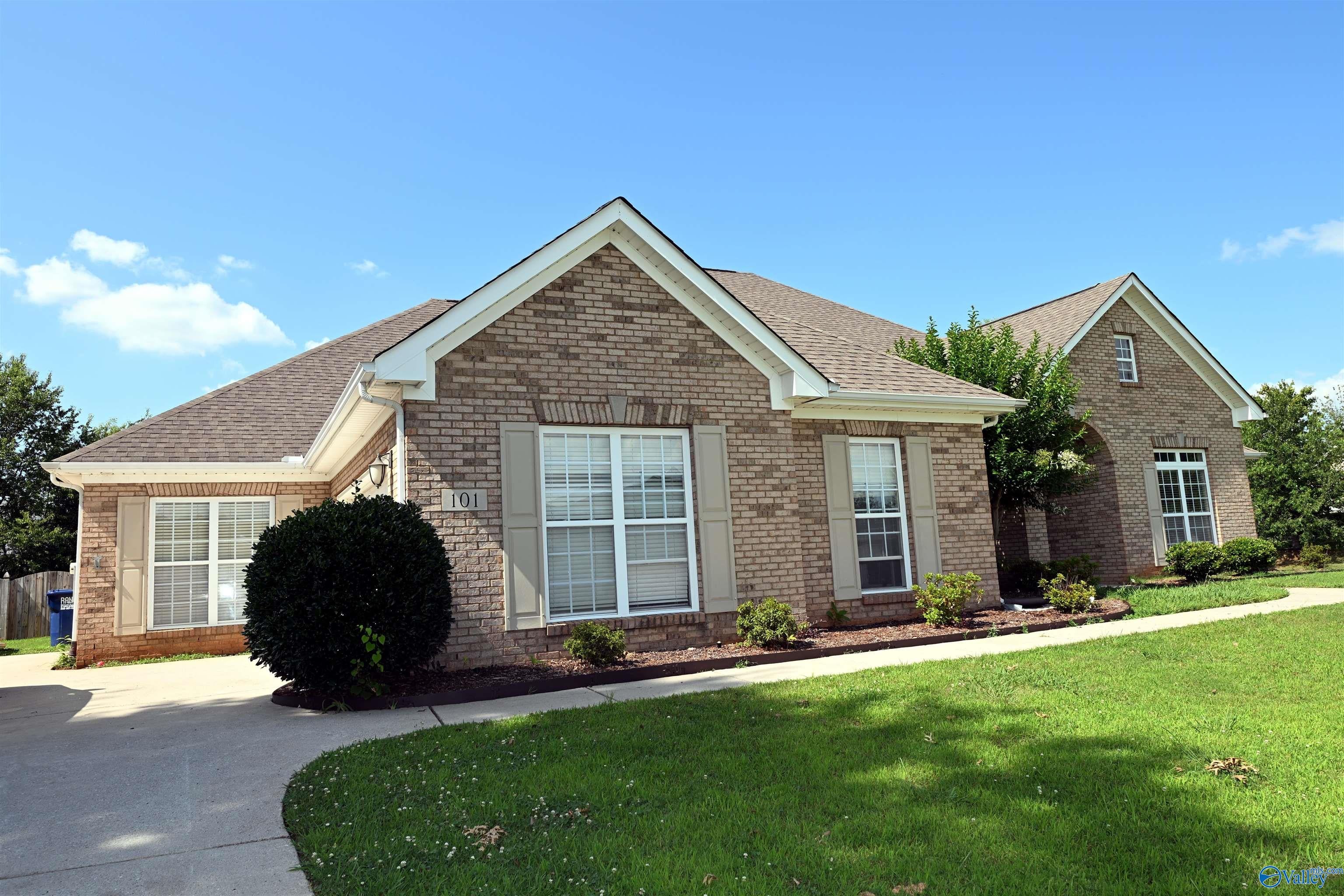 101 Misty Glen Drive — photo