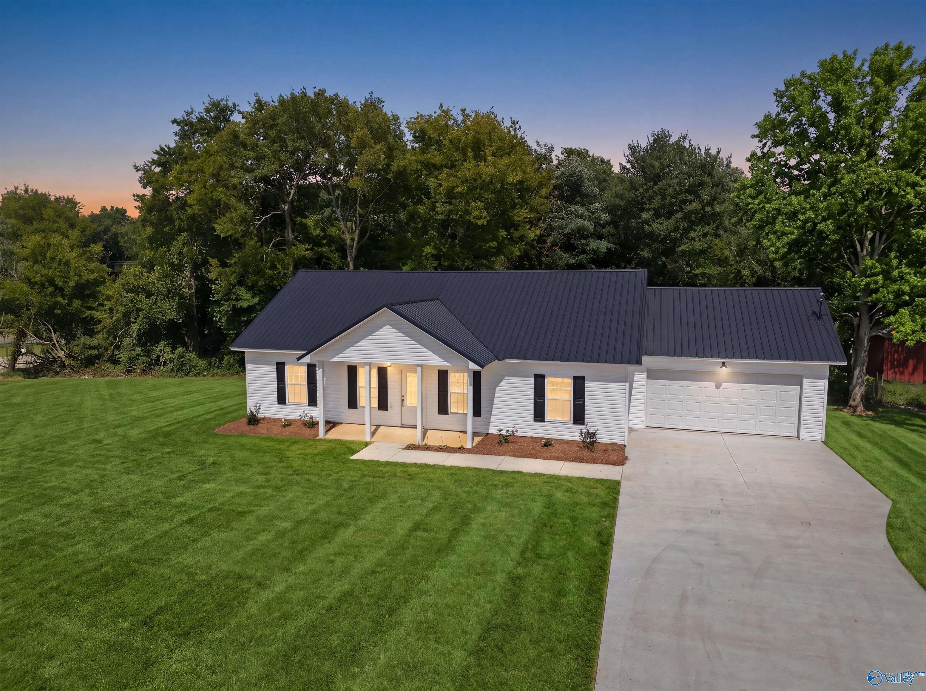 260 Carrington Lane — photo