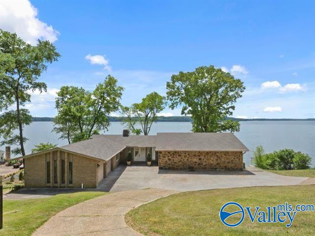 140 Terrapin Close — photo