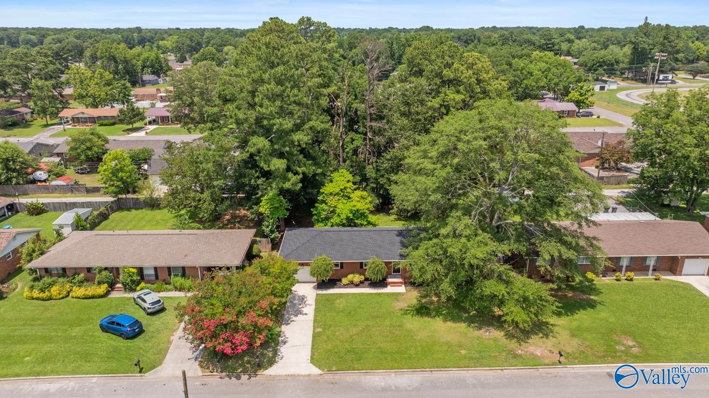 1706 Iris Street, Decatur, AL 35601 — photo 2