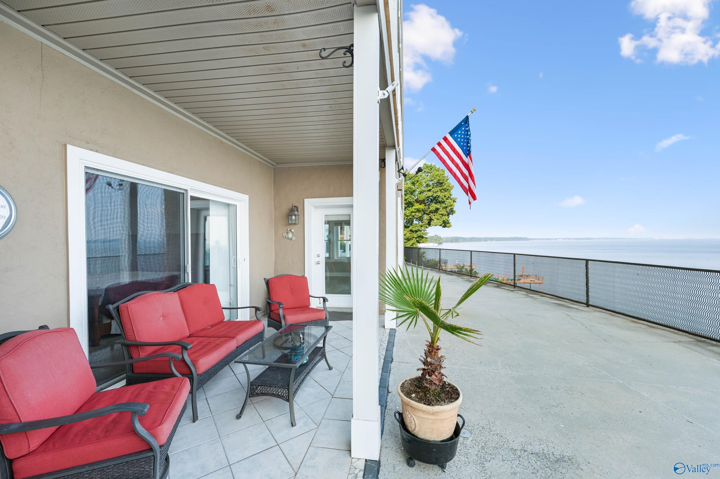 5590 Bay Village Drive B6 — photo