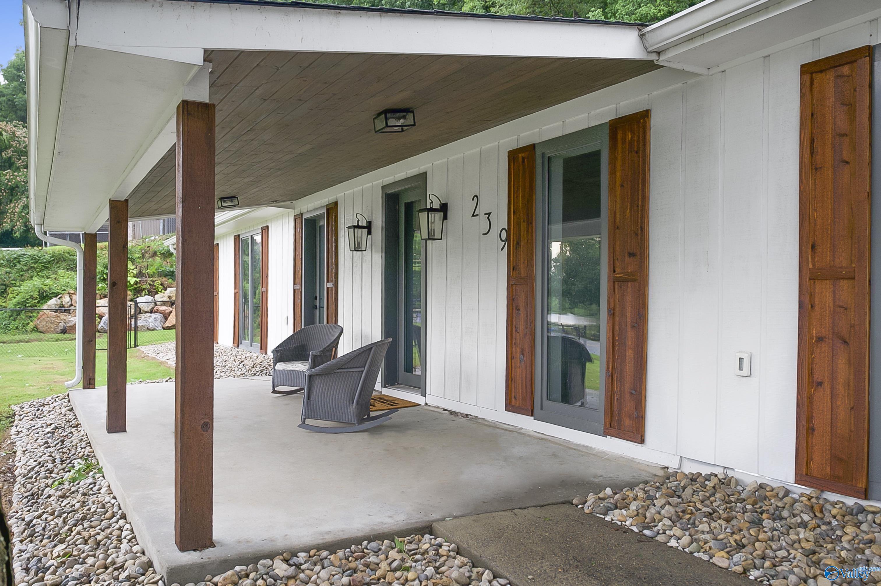 239 Riddles Bend Road, Rainbow City, AL 35906 — photo 3