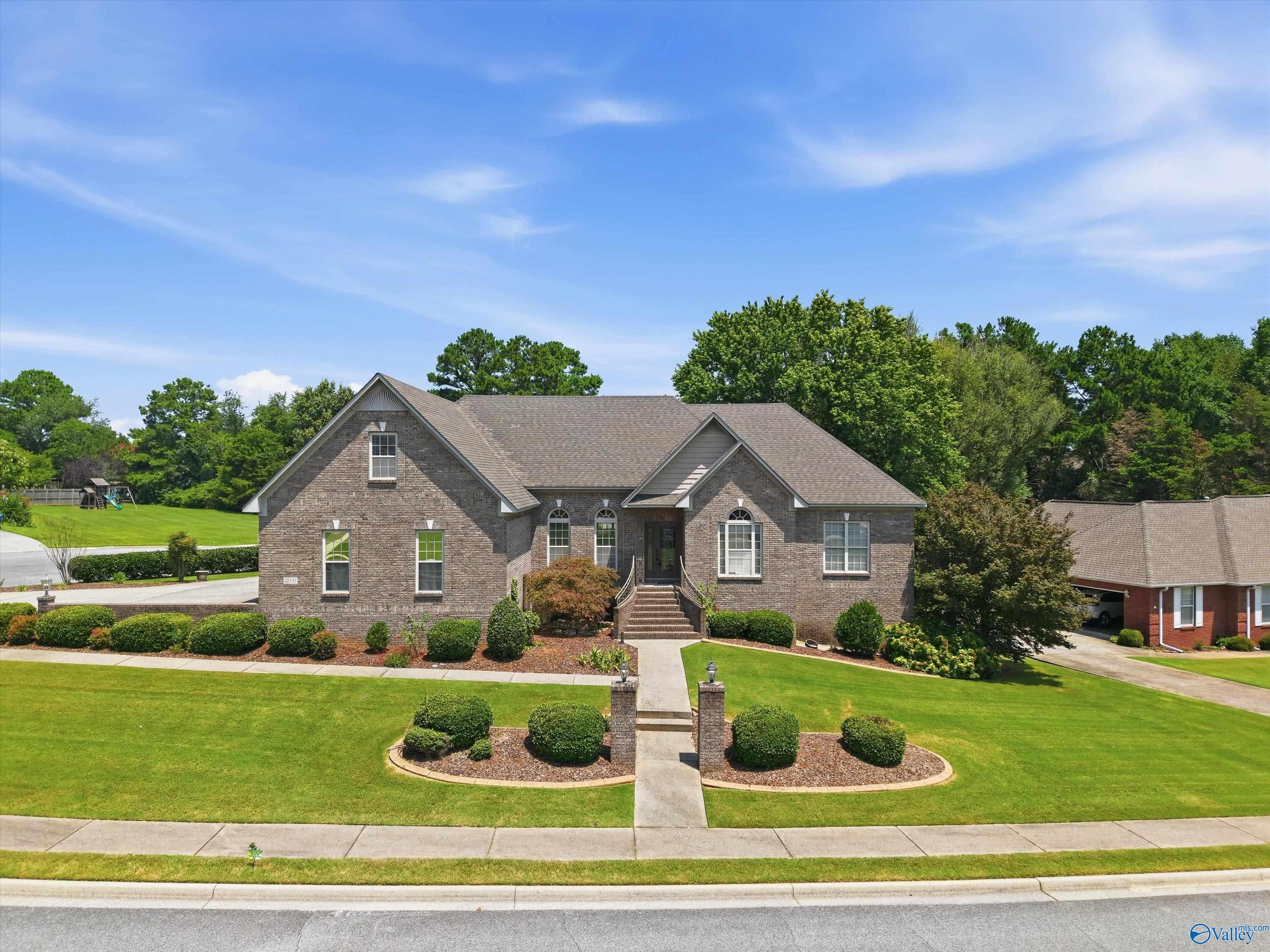 22191 Diamond Pointe Drive — photo