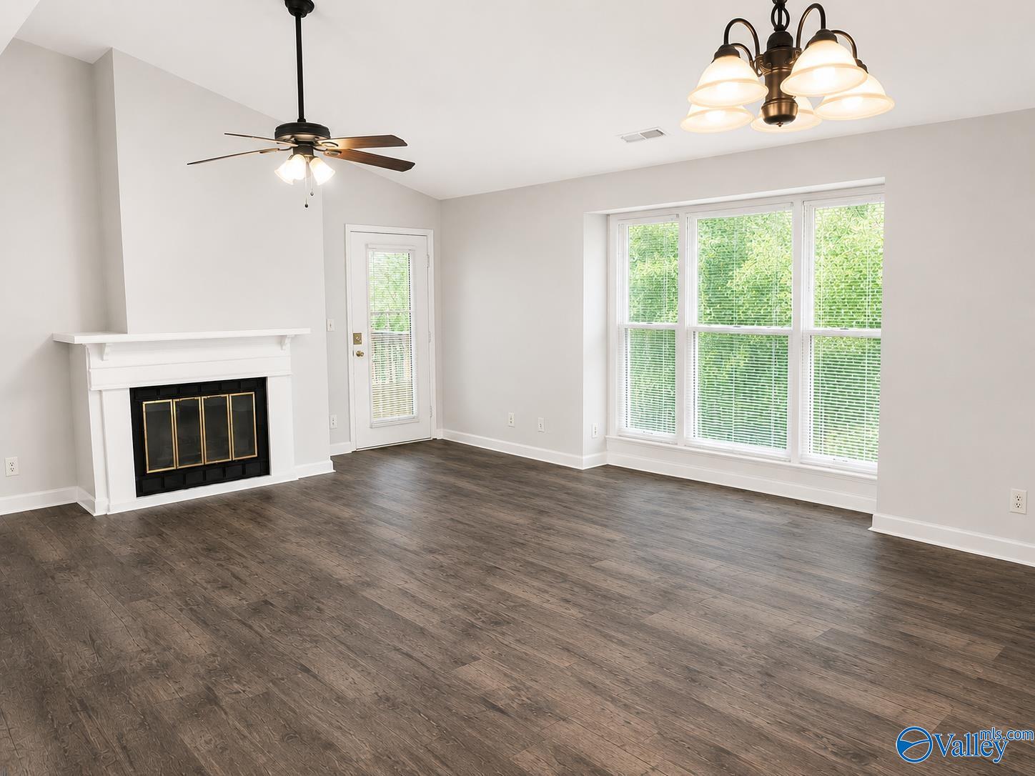 4964 Seven Pines Circle 4964 — photo