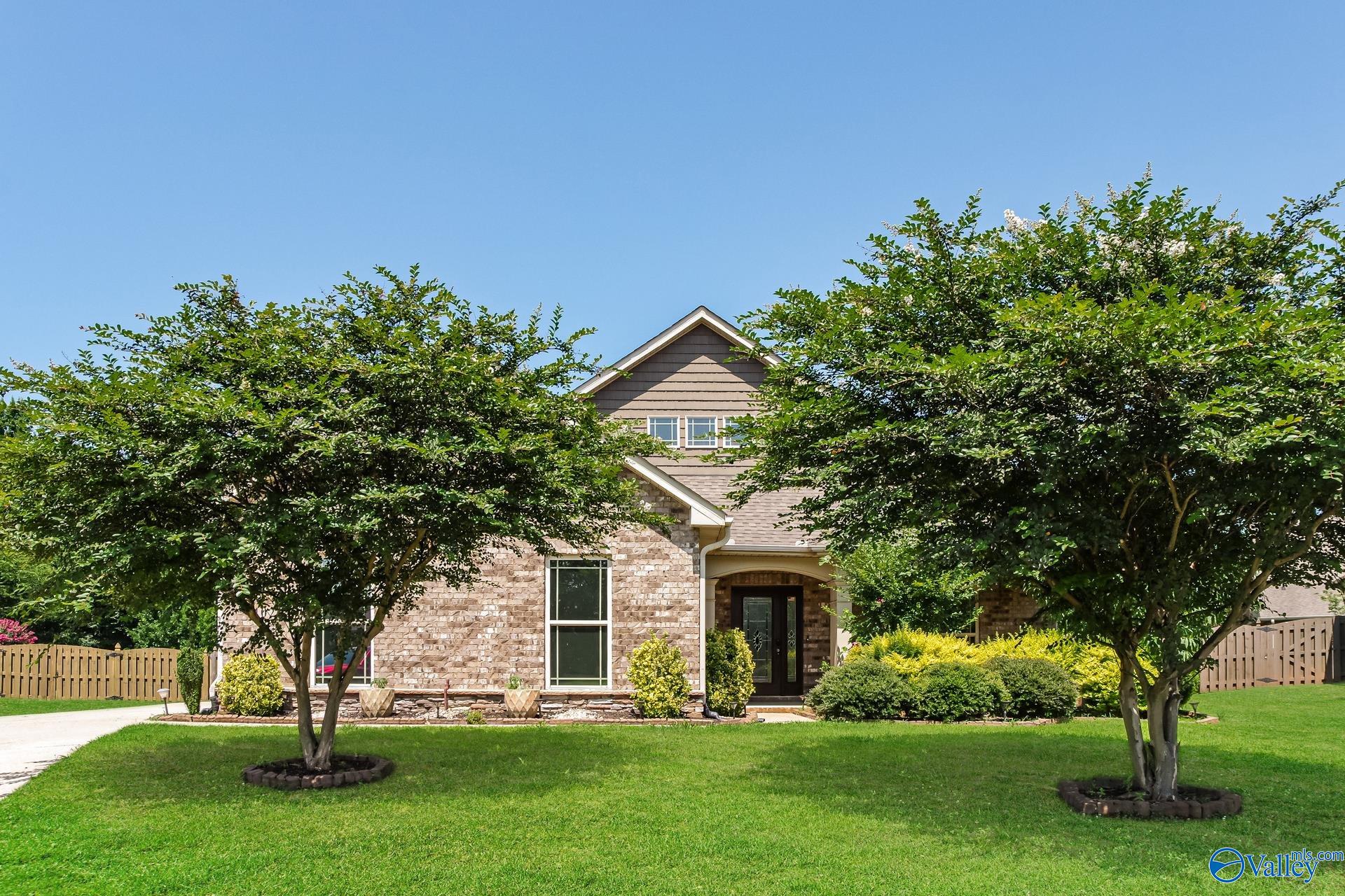 402 Mossyleaf Drive — photo