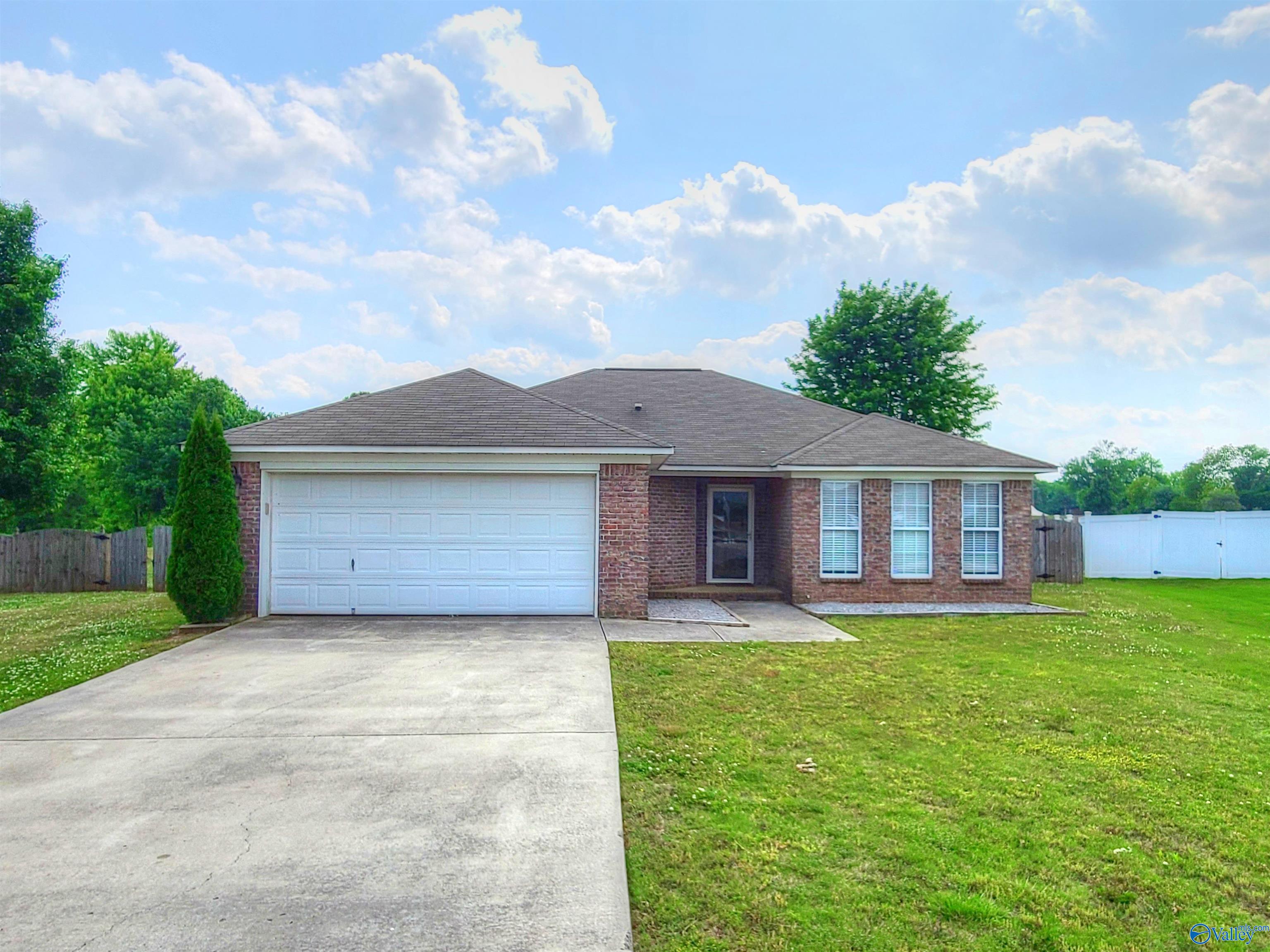 241 Misty Cove Court — photo