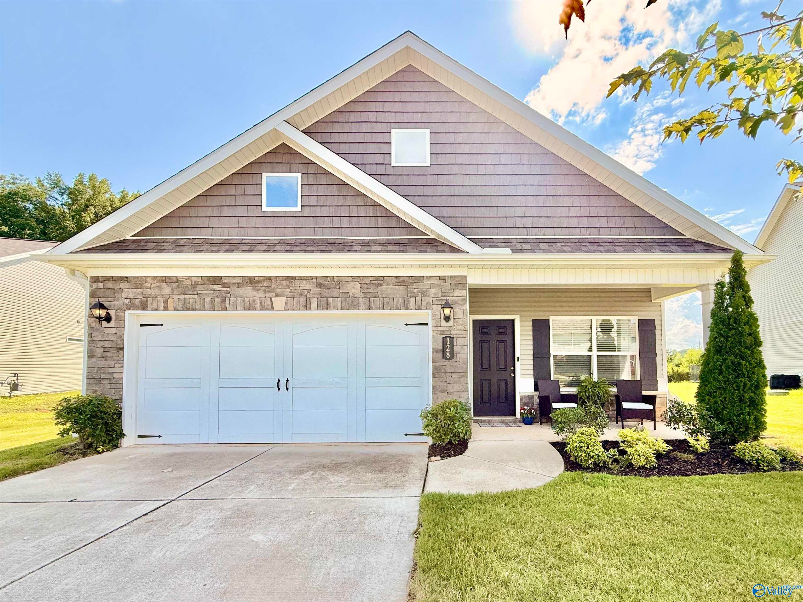 128 Lincoln Gray Circle — photo