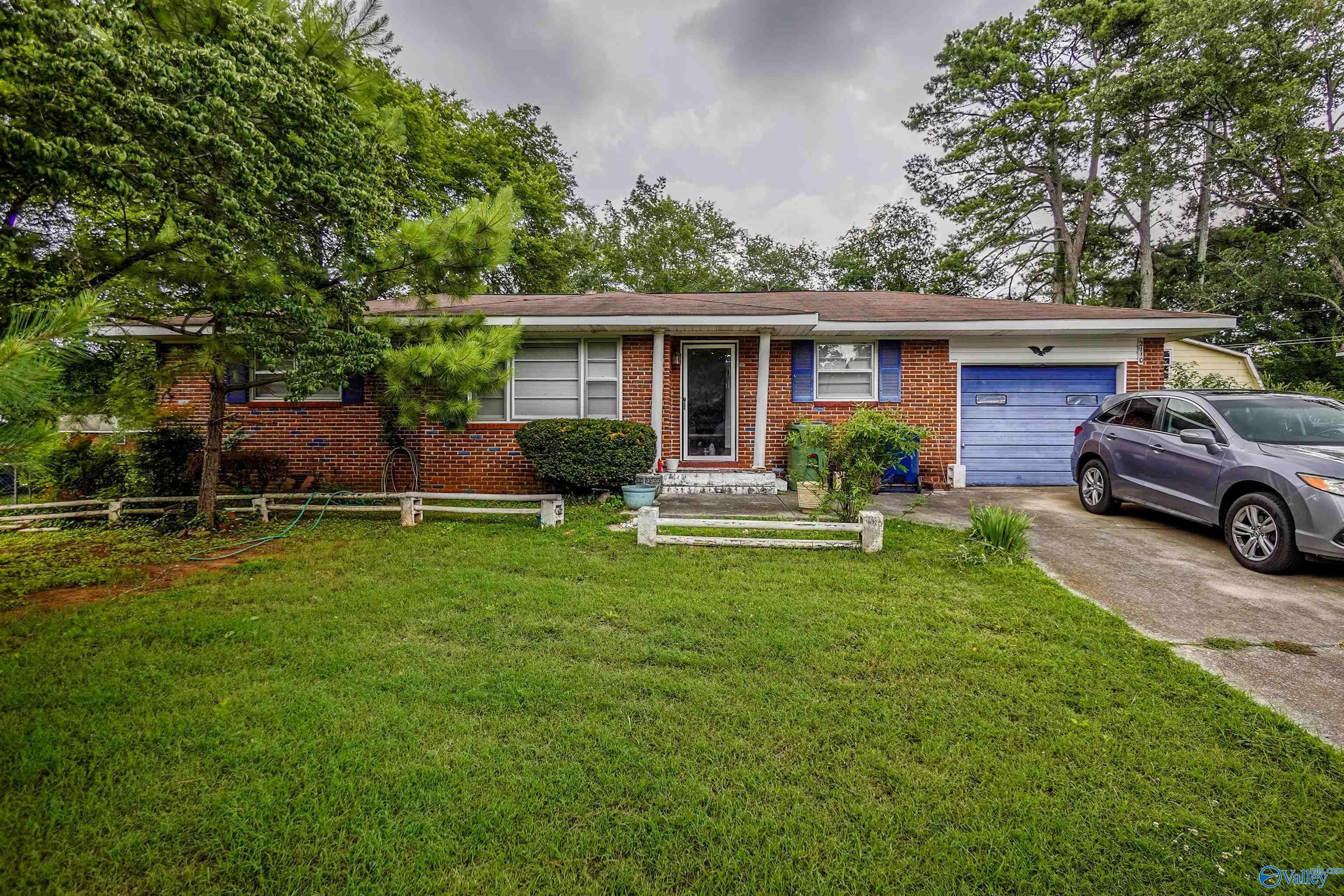 2110 Fulton Drive NW — photo