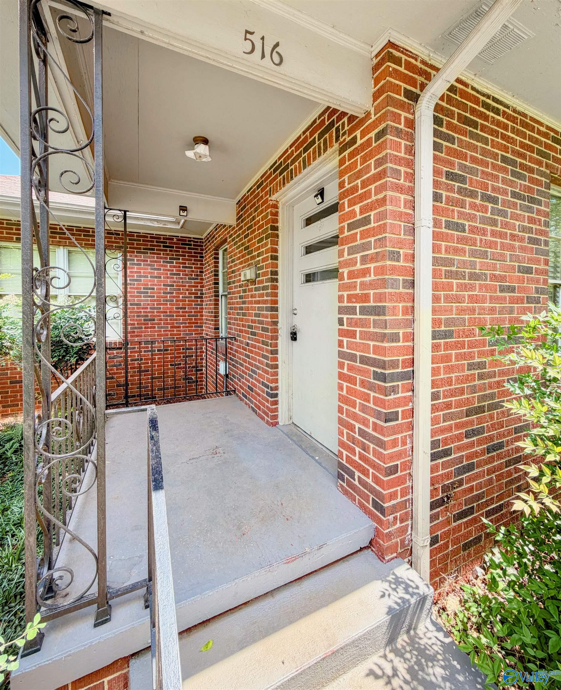 516 Ferry Street, Decatur, 35601 — photo 2