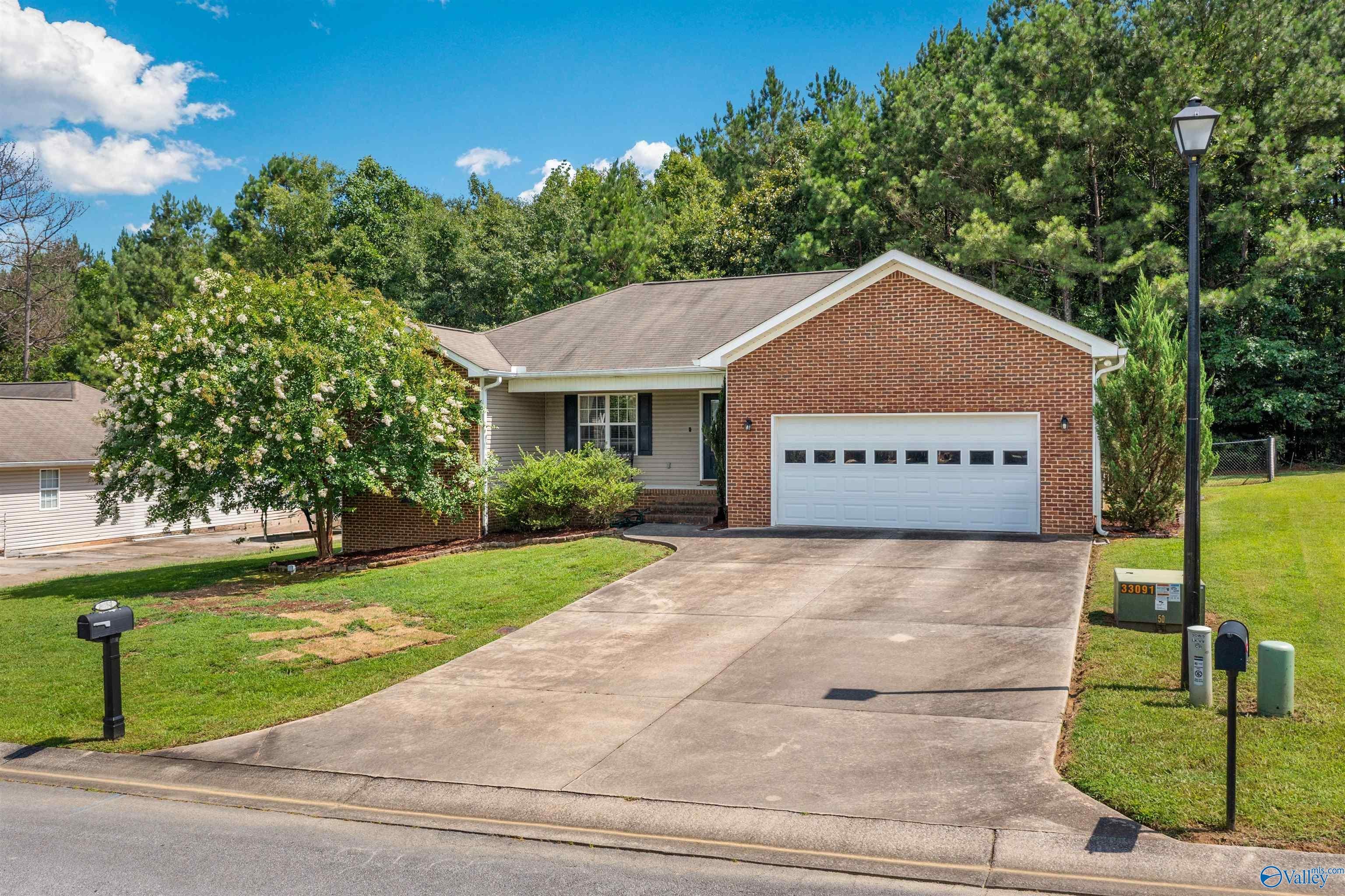 3091 Lakeview Circle — photo
