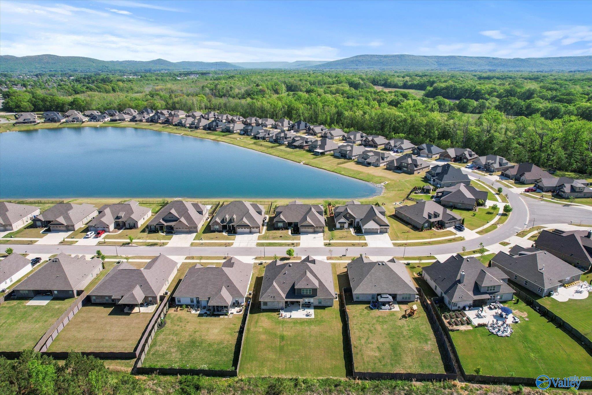 7440 Flint Crossing Circle — photo