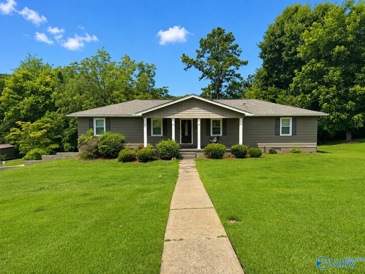 103 Gwindale Road — photo