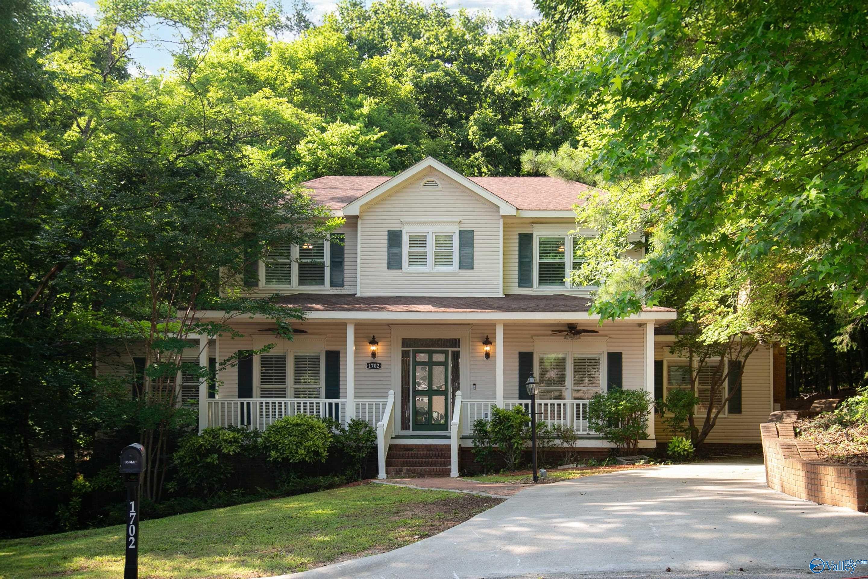 1702 Trey Terrace SE — photo