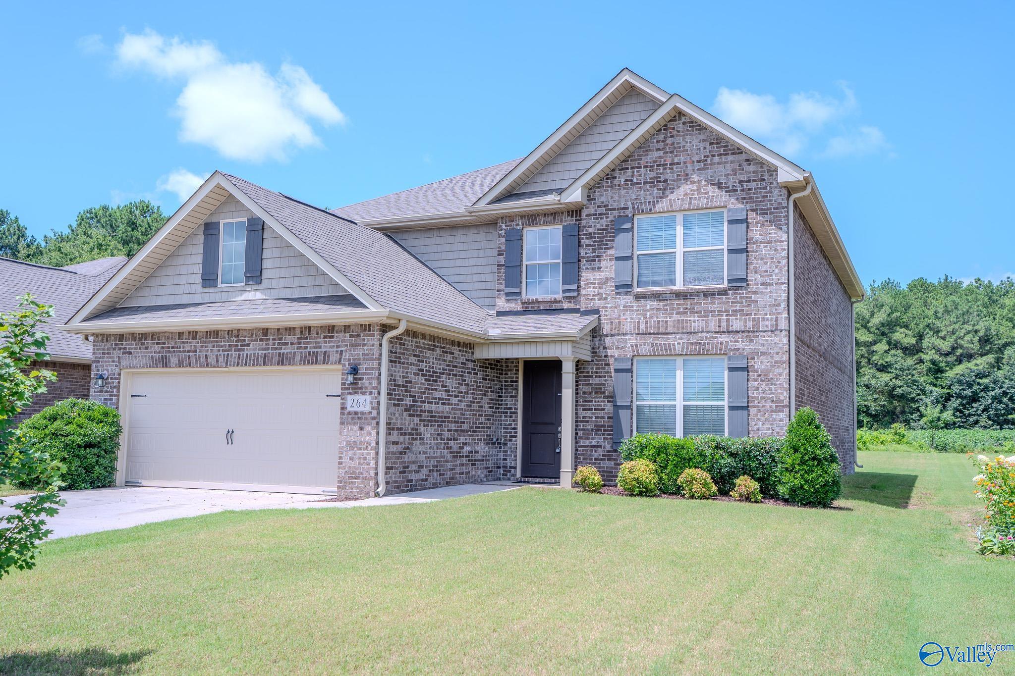 264 Willow Bank Circle — photo