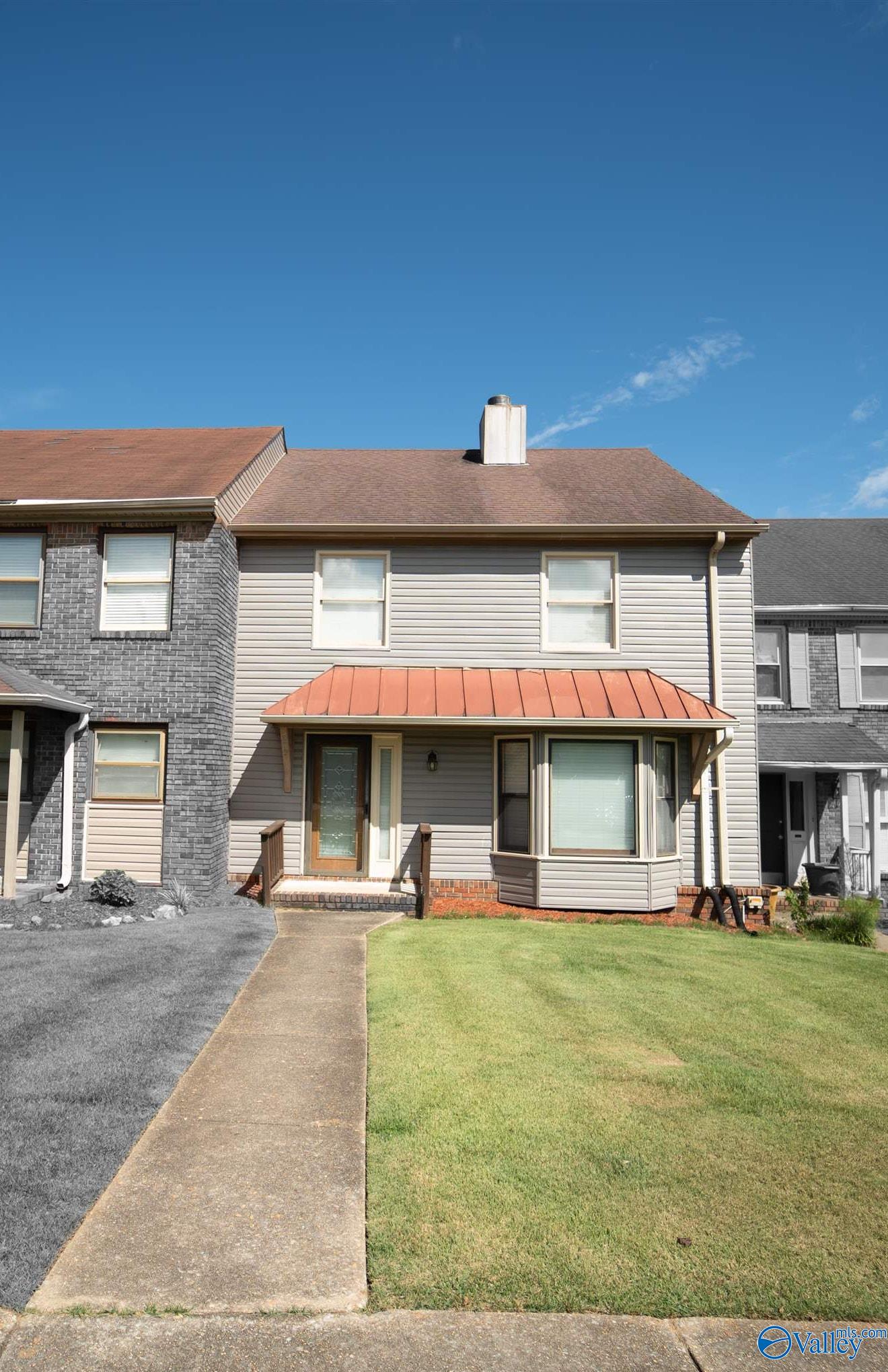 203 Cedar View Court — photo