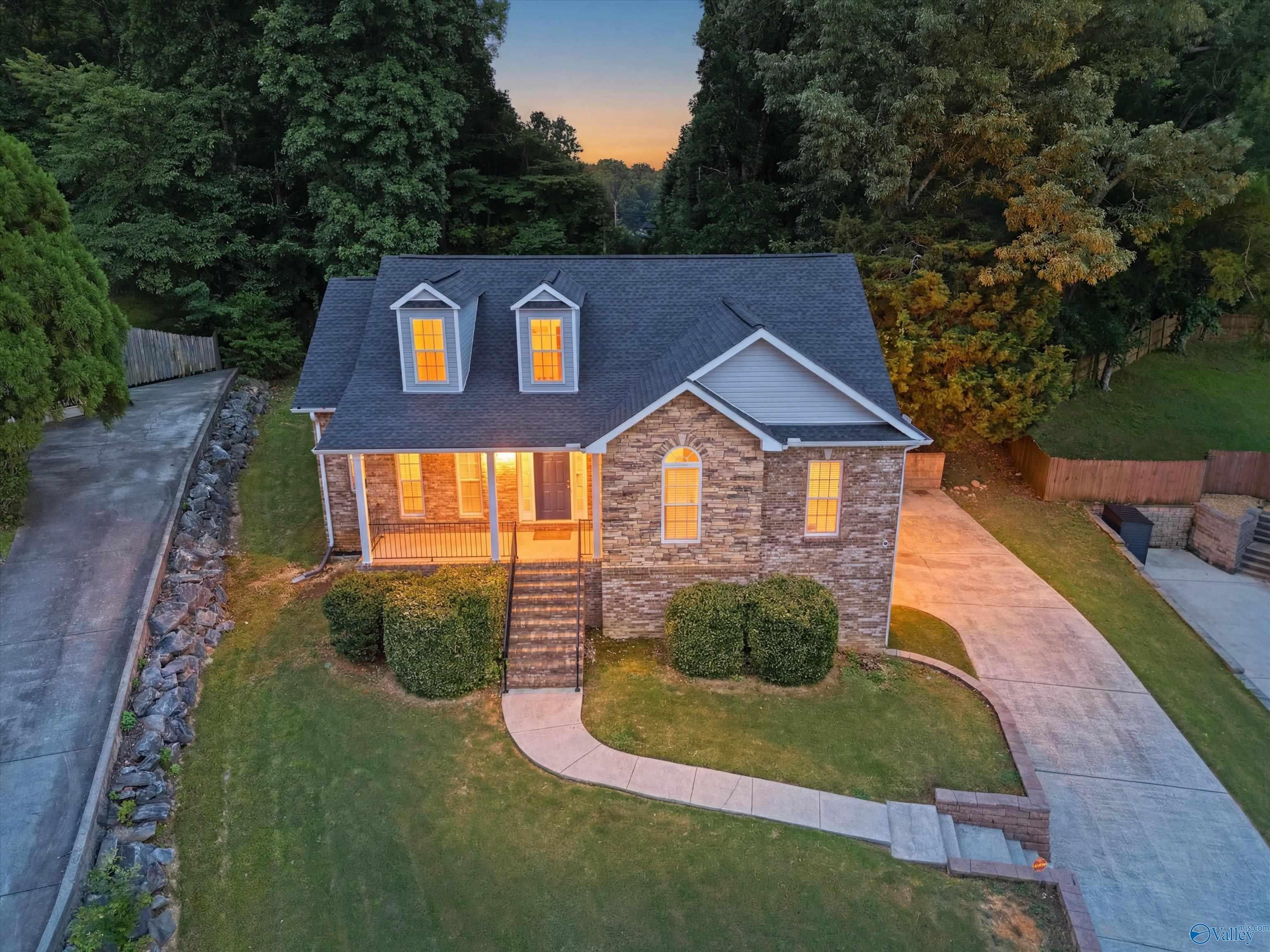 118 Burwell Cove Drive — photo