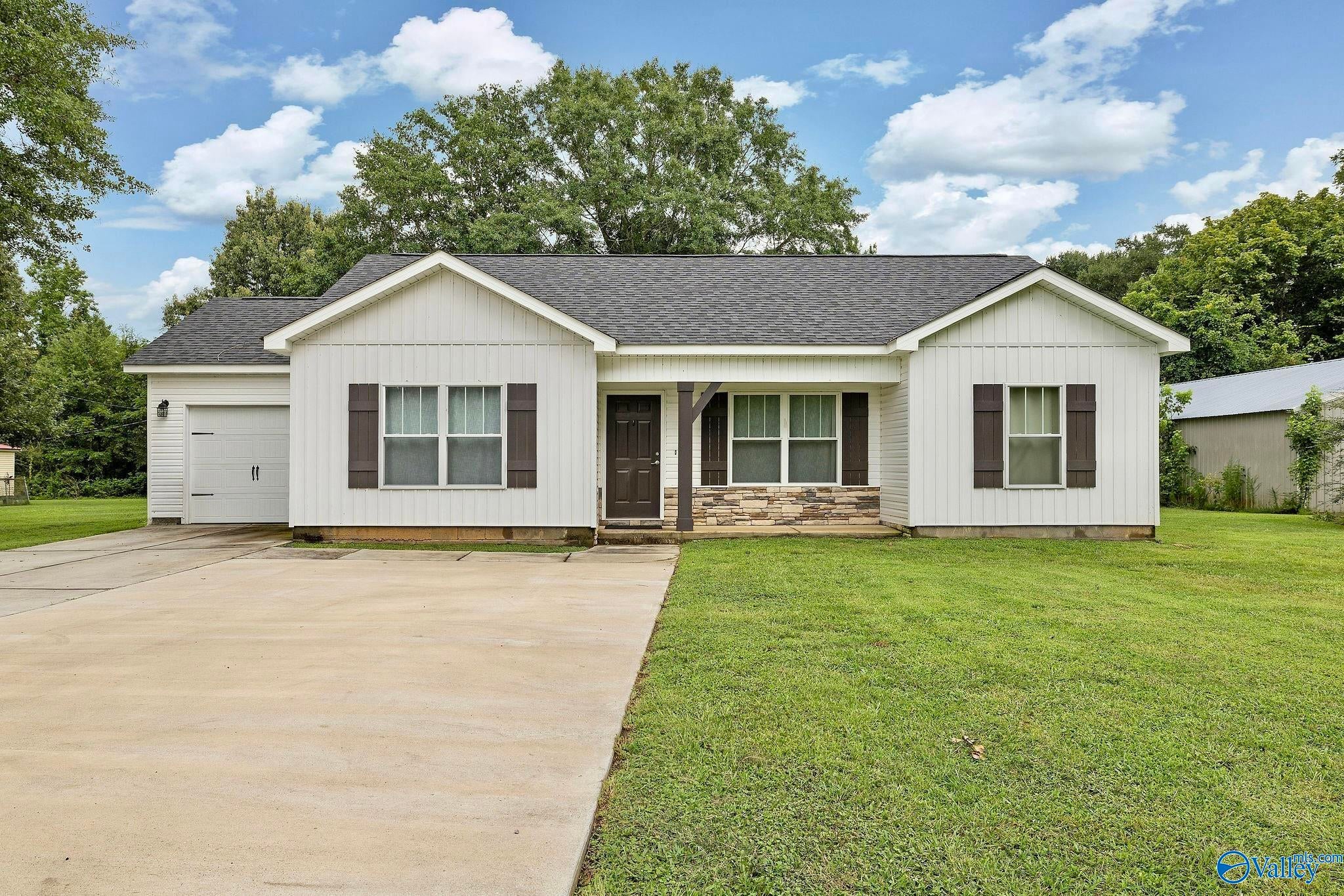 2630 Barkley Bridge Road SW — photo