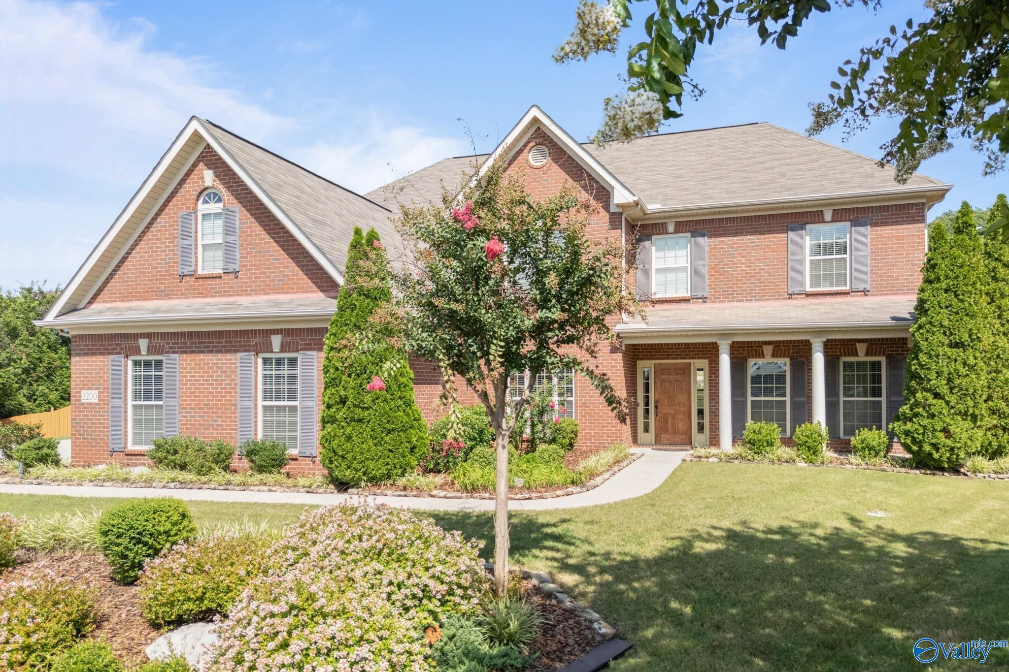 2200 Towne Park Drive — photo