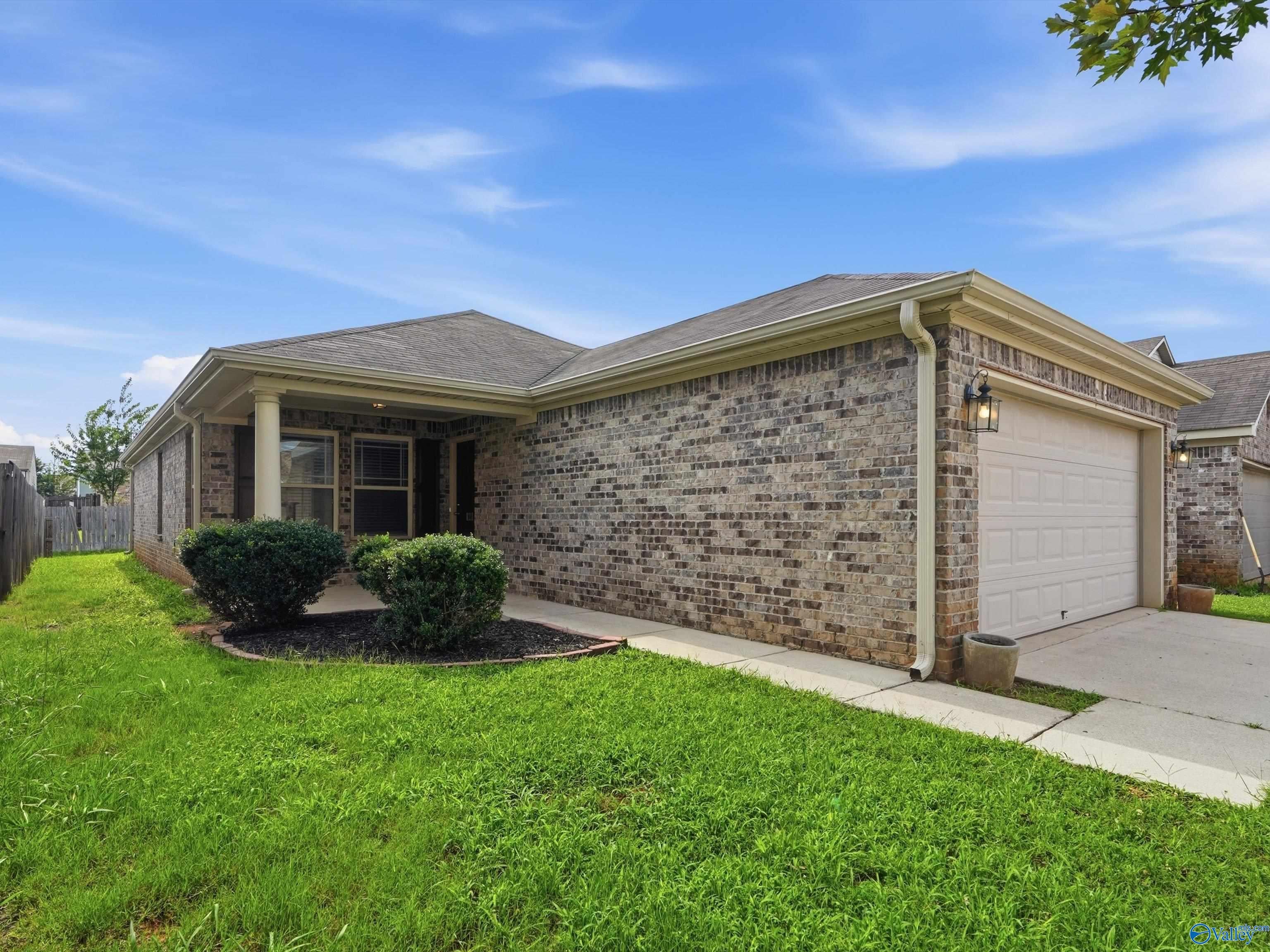 121 Pitts Griffin Drive — photo