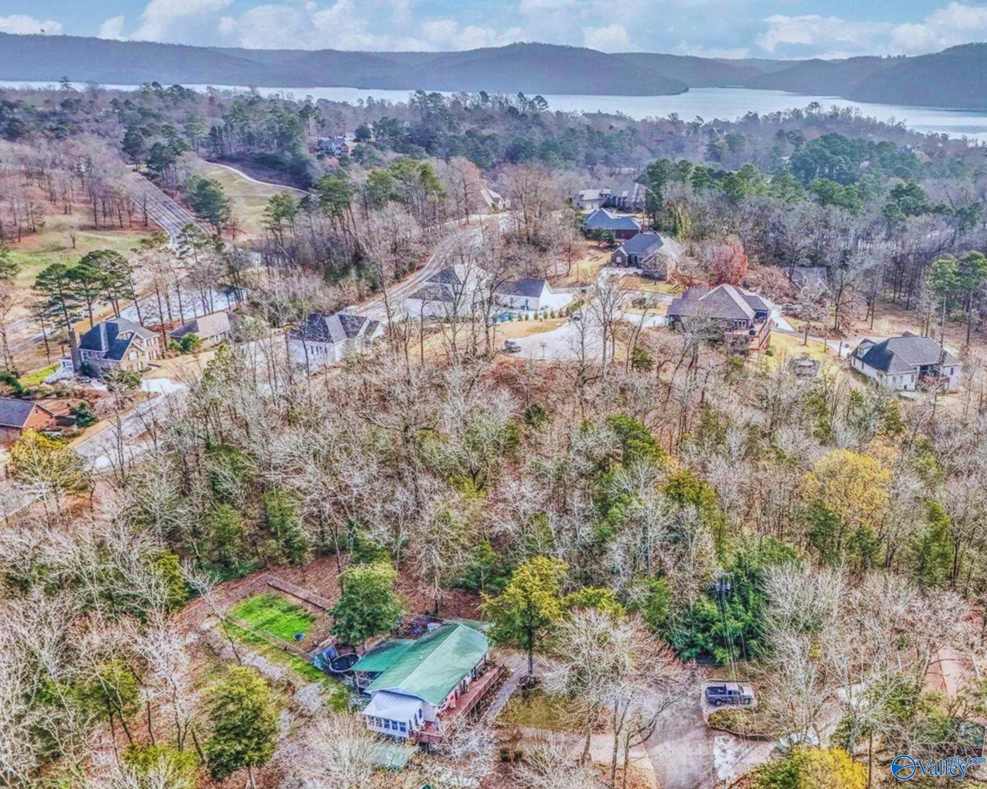 181 Hilltop Drive — photo