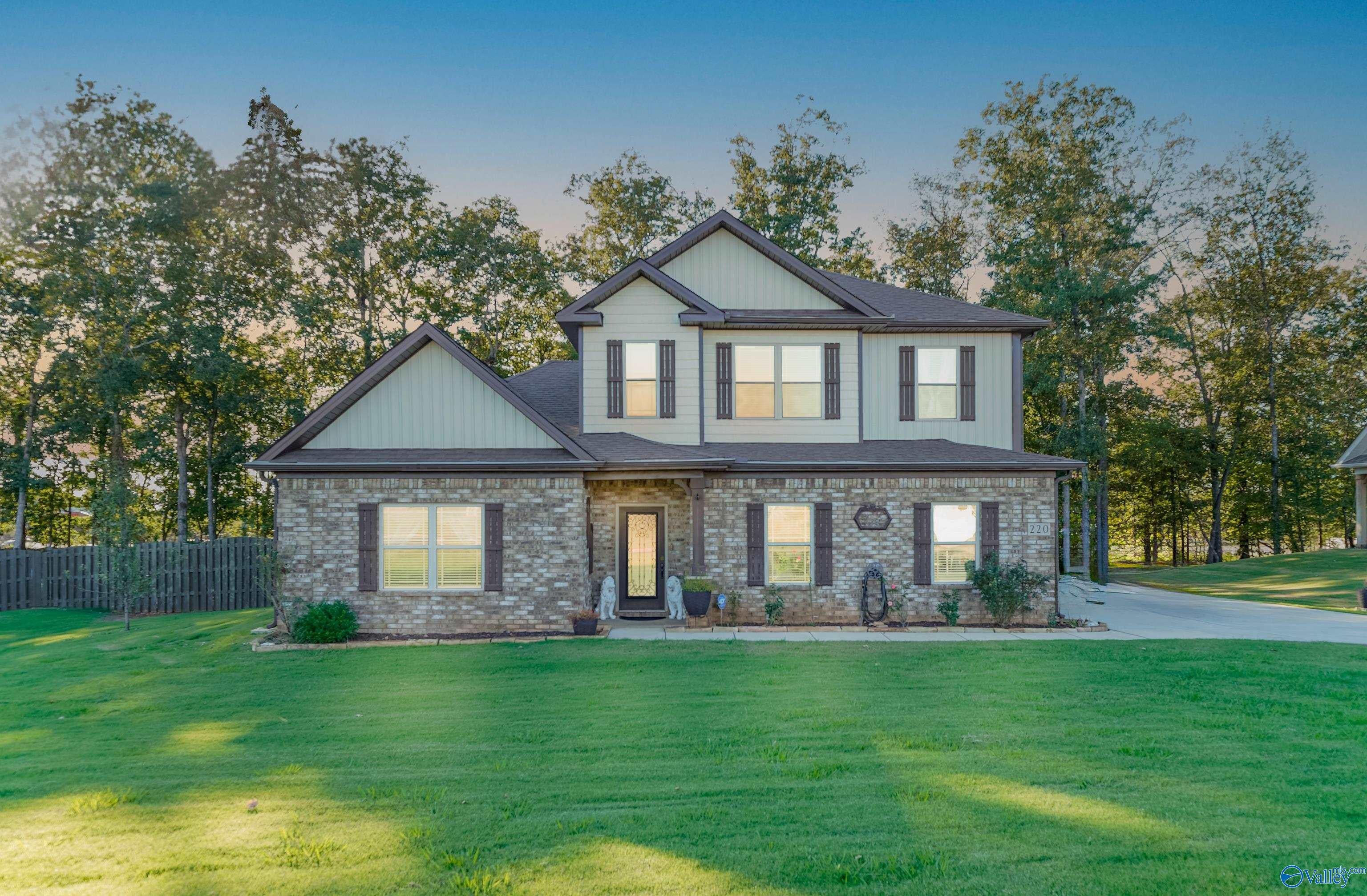 220 Summit Lakes Drive — photo