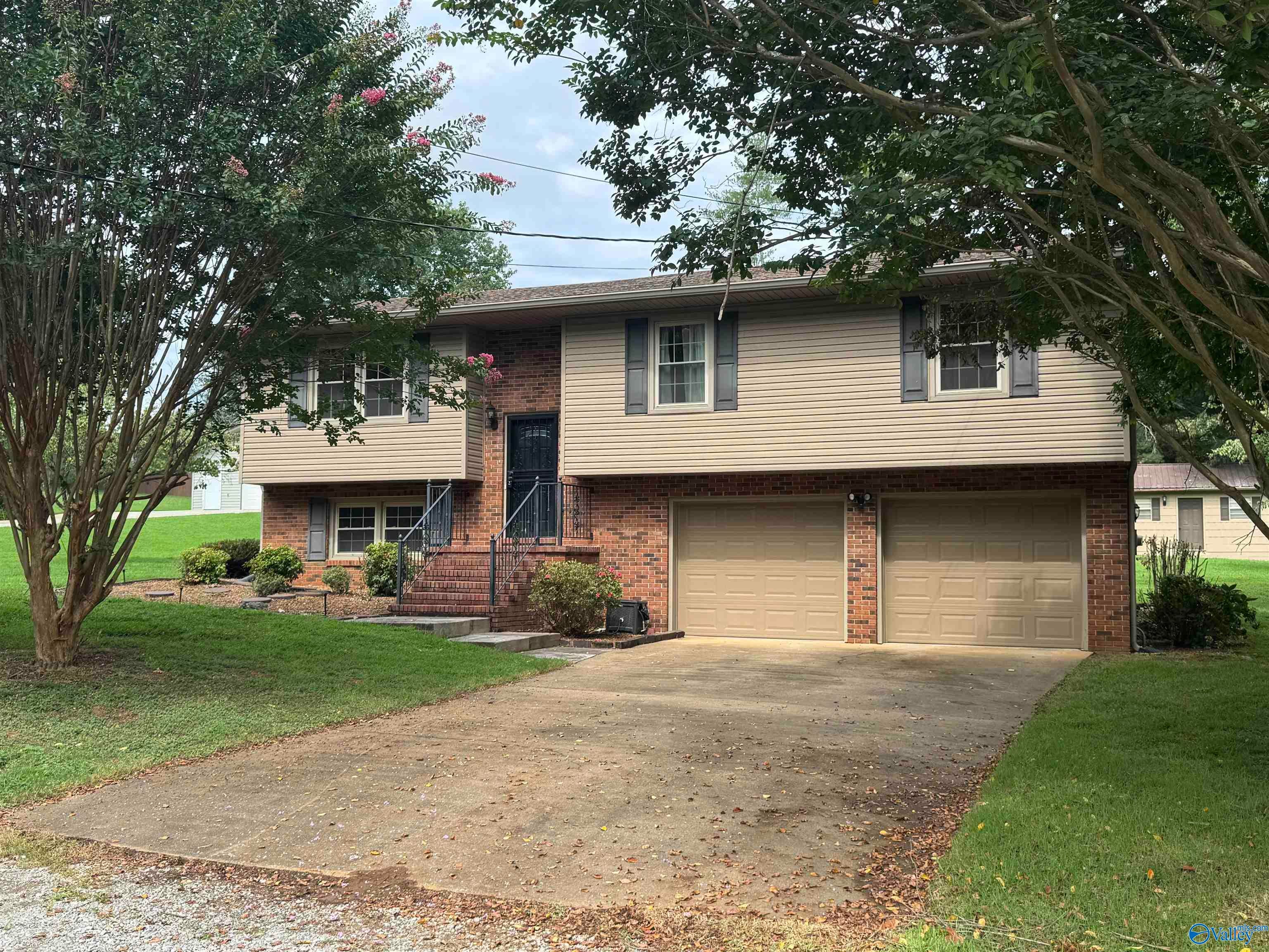 1206 Wildwood Drive — photo