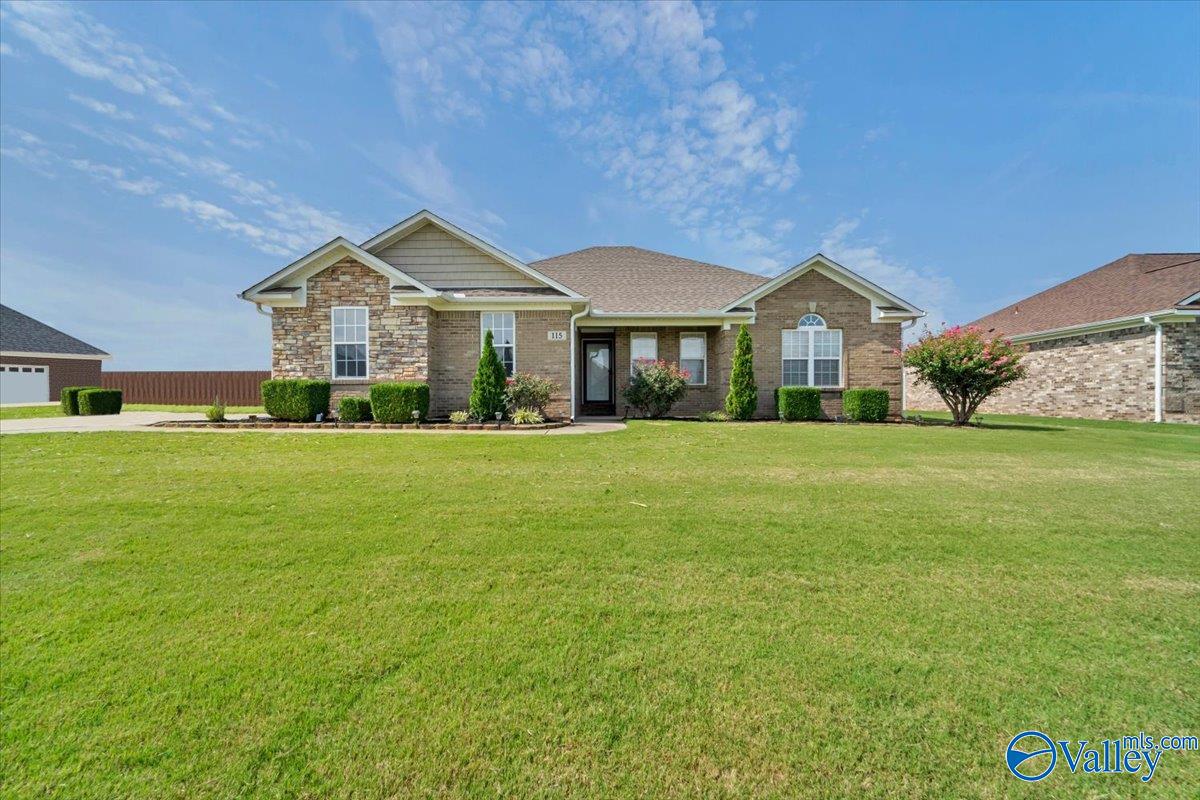 115 Evergreenview Drive — photo