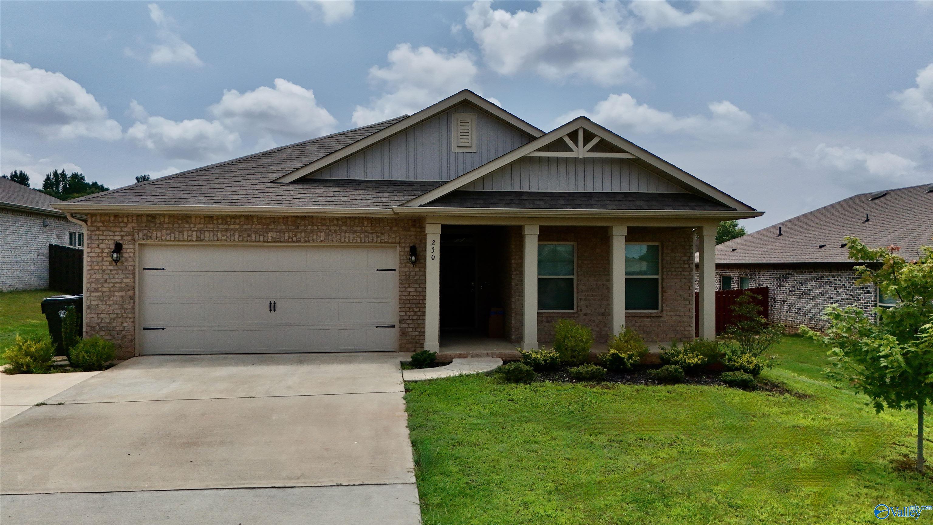 230 Poplar Hollow Drive — photo