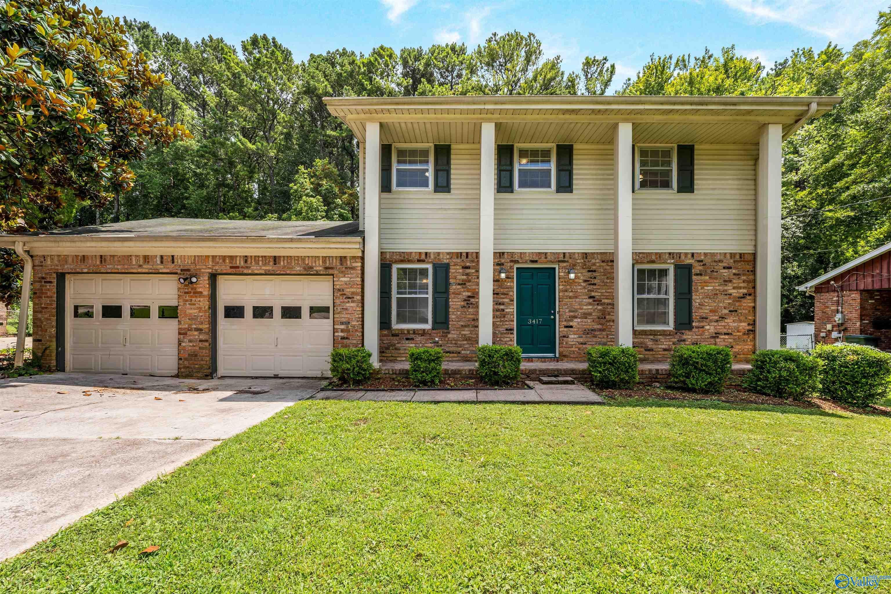 3417 Darlene Circle NW — photo