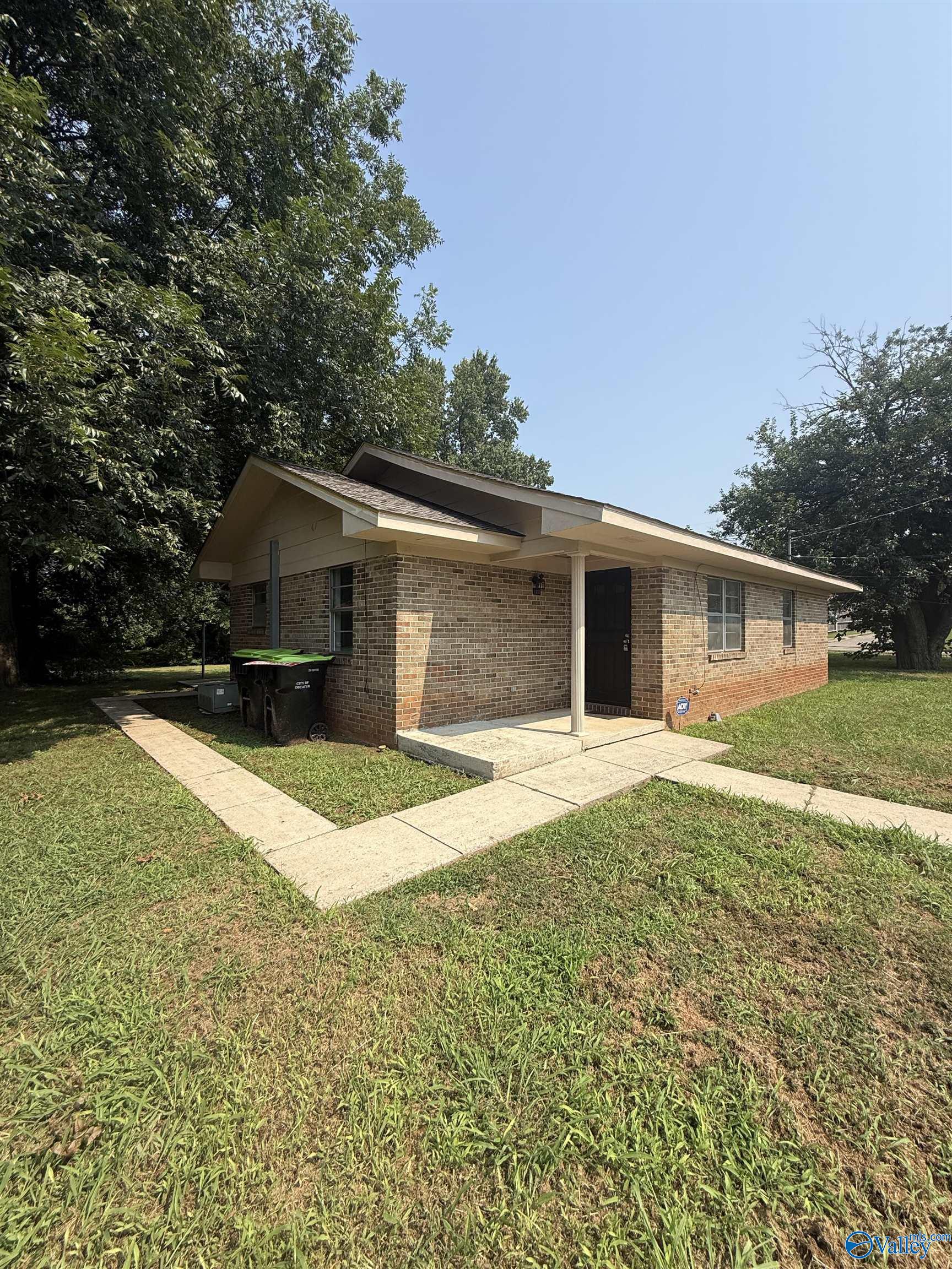 102 Elm Court NE, Decatur, AL 35601 — photo 3